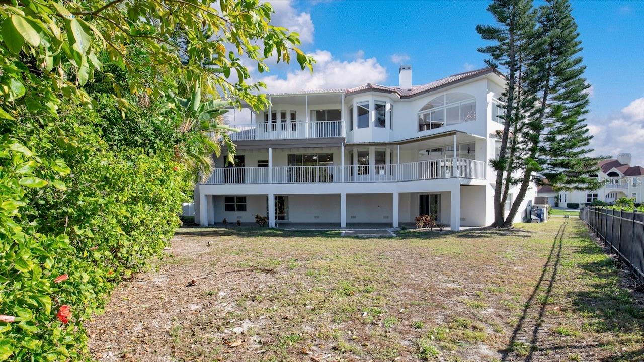 TIERRA VERDE UNIT 1 4TH REP - Residential