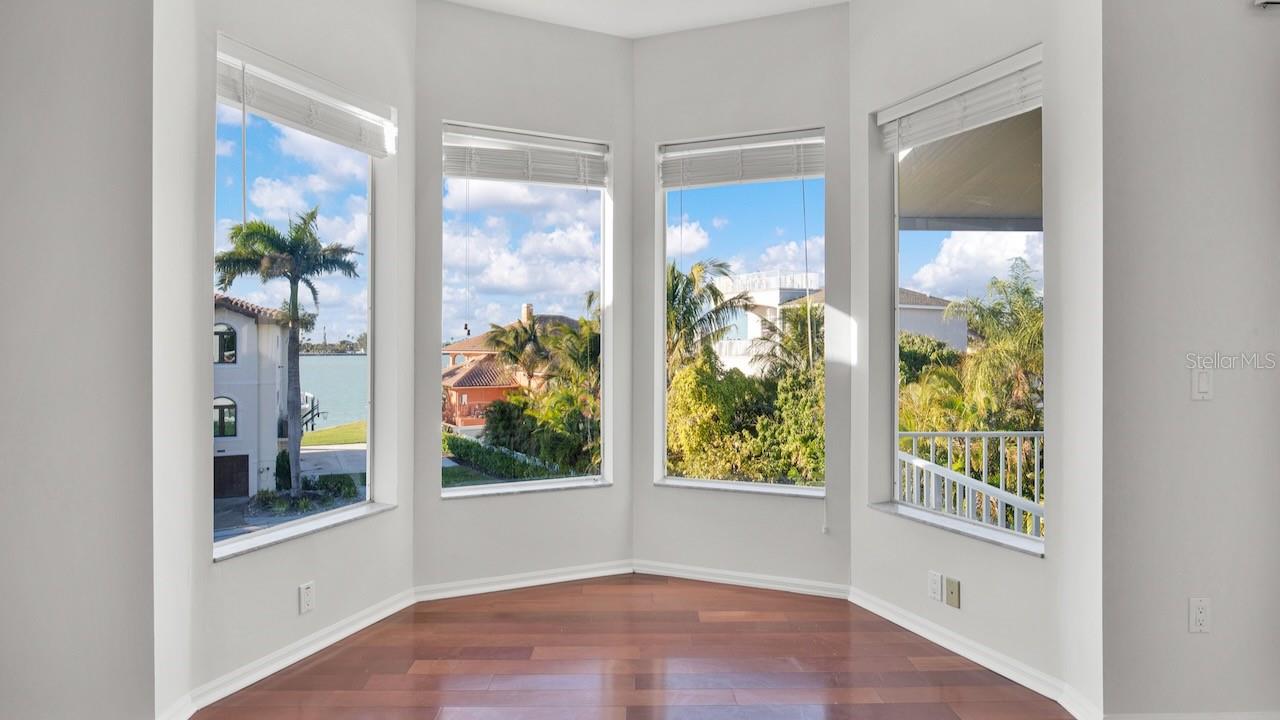 TIERRA VERDE UNIT 1 4TH REP - Residential