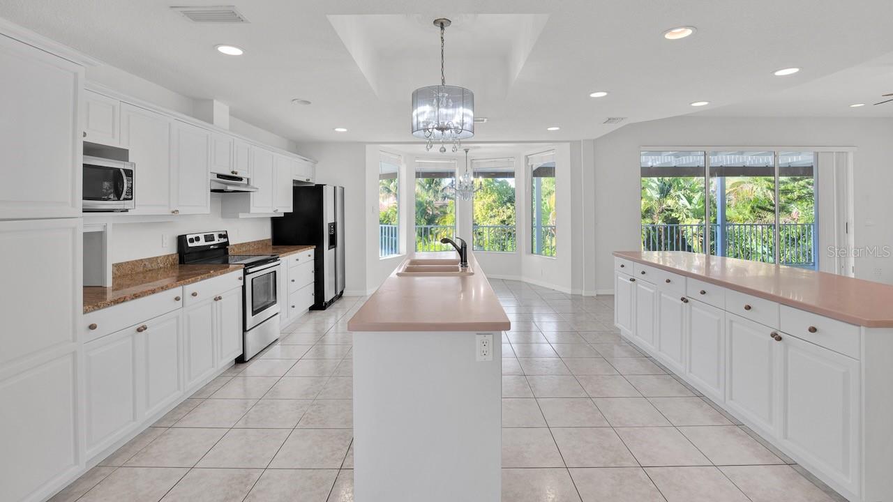 TIERRA VERDE UNIT 1 4TH REP - Residential