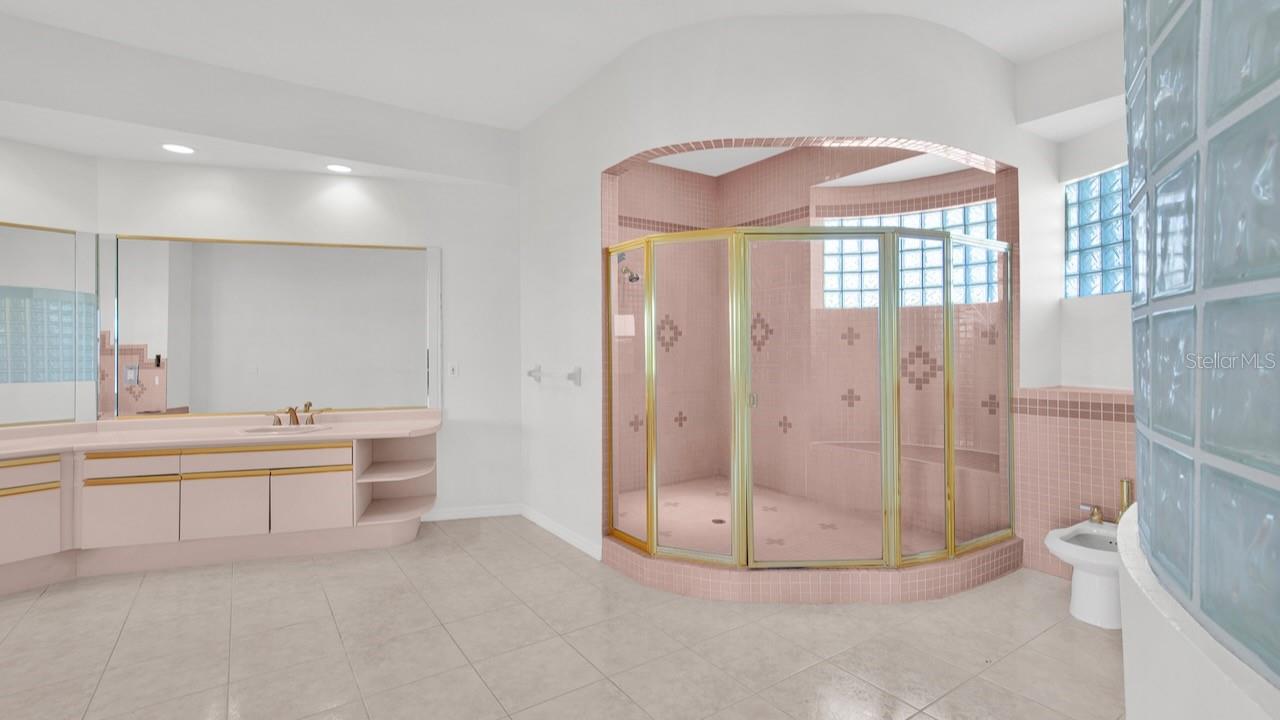 TIERRA VERDE UNIT 1 4TH REP - Residential