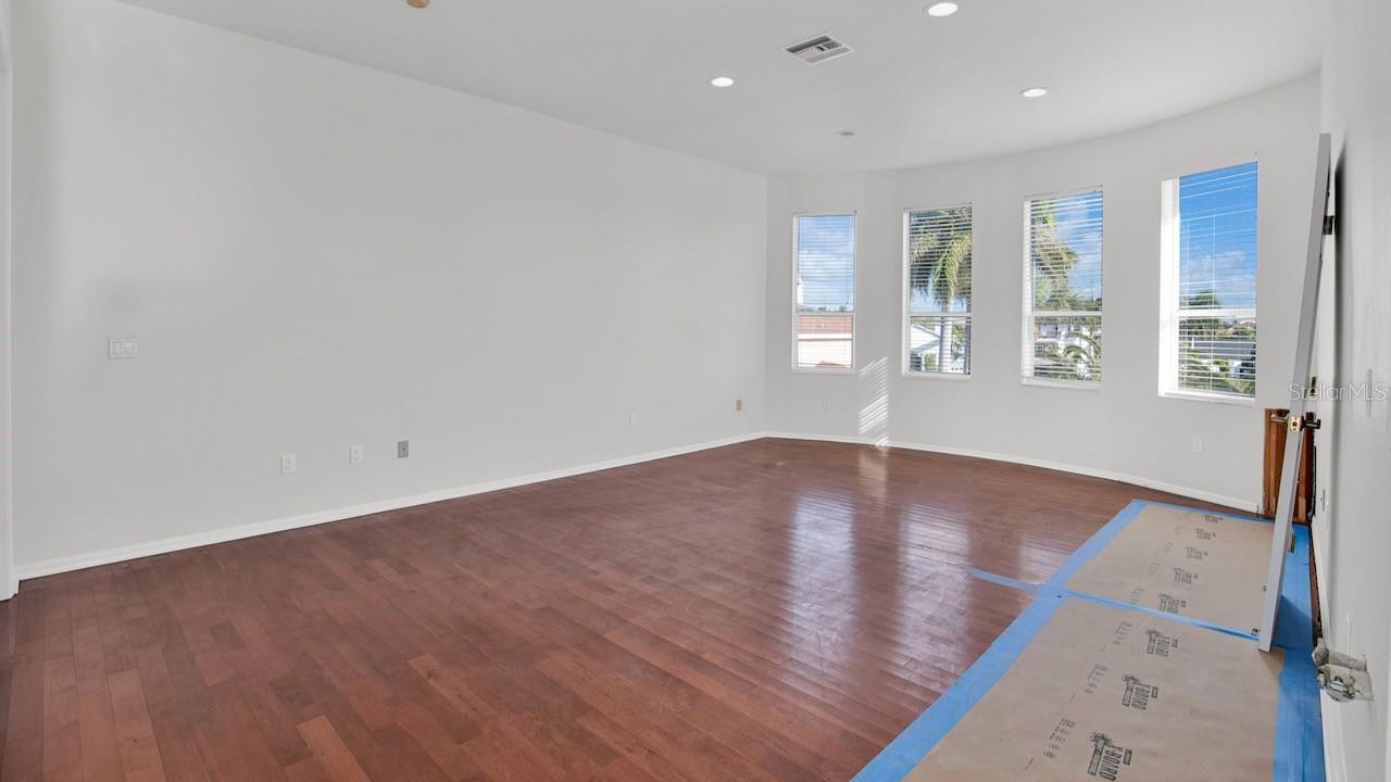 TIERRA VERDE UNIT 1 4TH REP - Residential