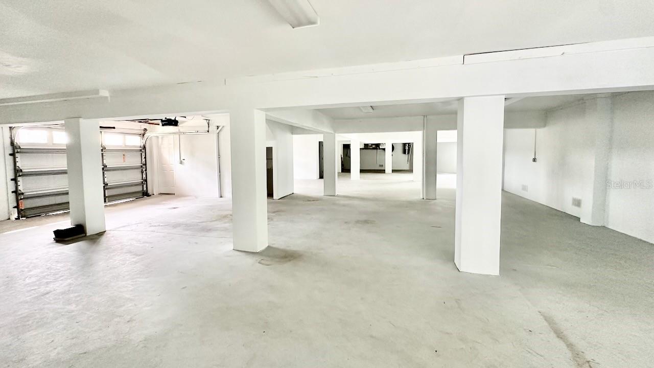 TIERRA VERDE UNIT 1 4TH REP - Residential