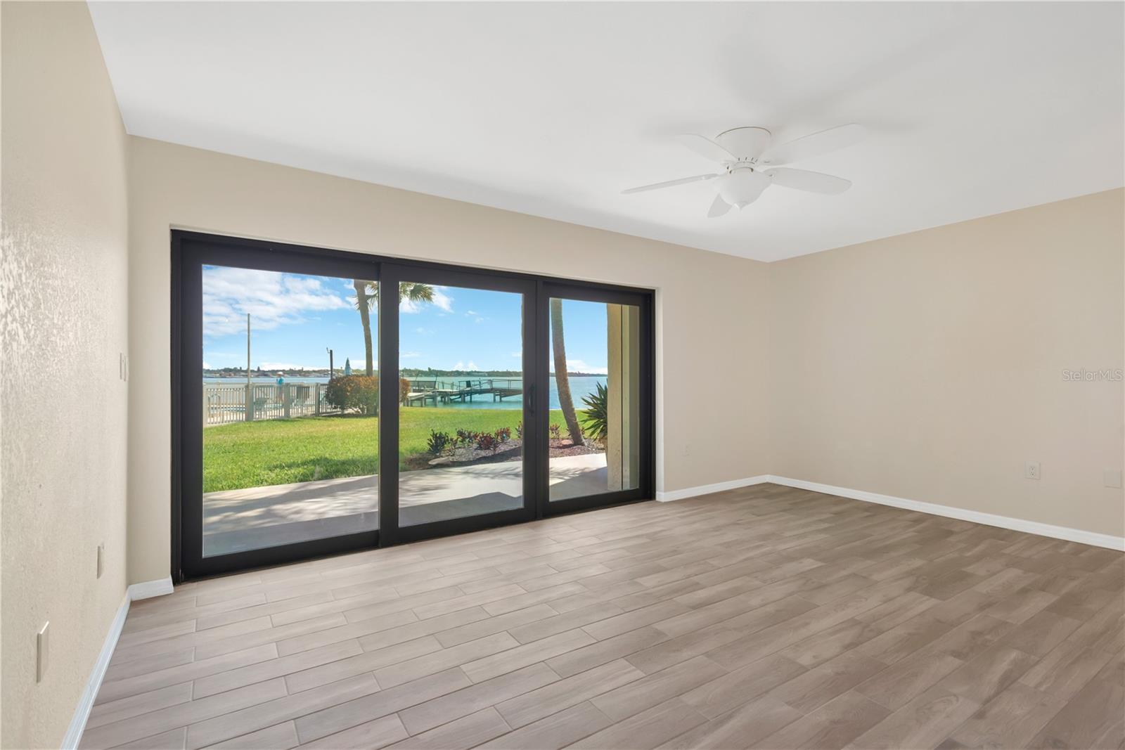 SEAPOINTE TERRACE CONDO - Residential