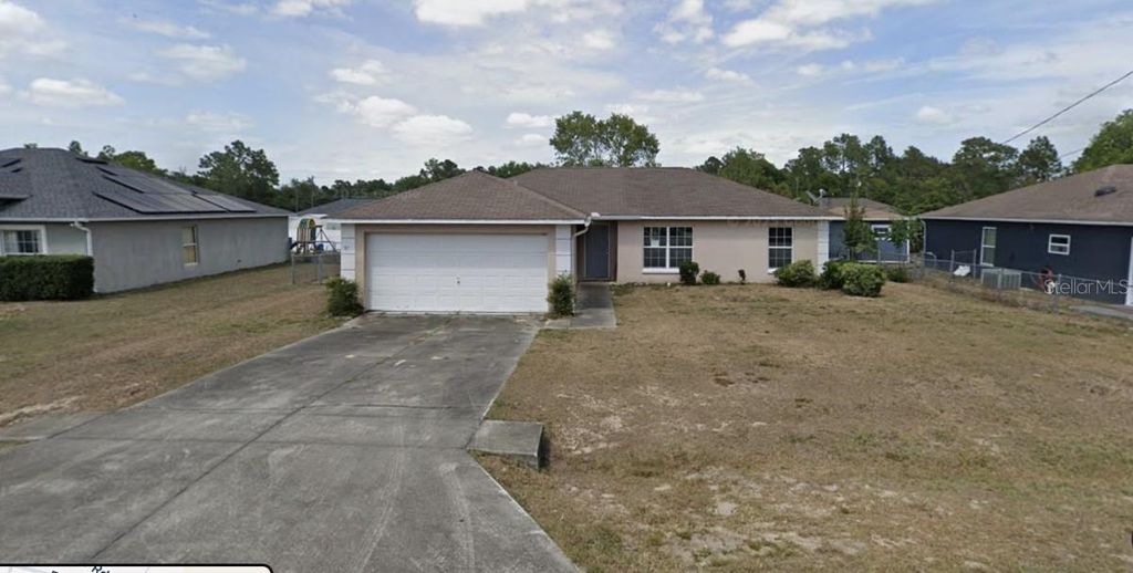 Photo of 37 Fir Trail Drive, Ocala, FL 34472 (MLS # A4667806)