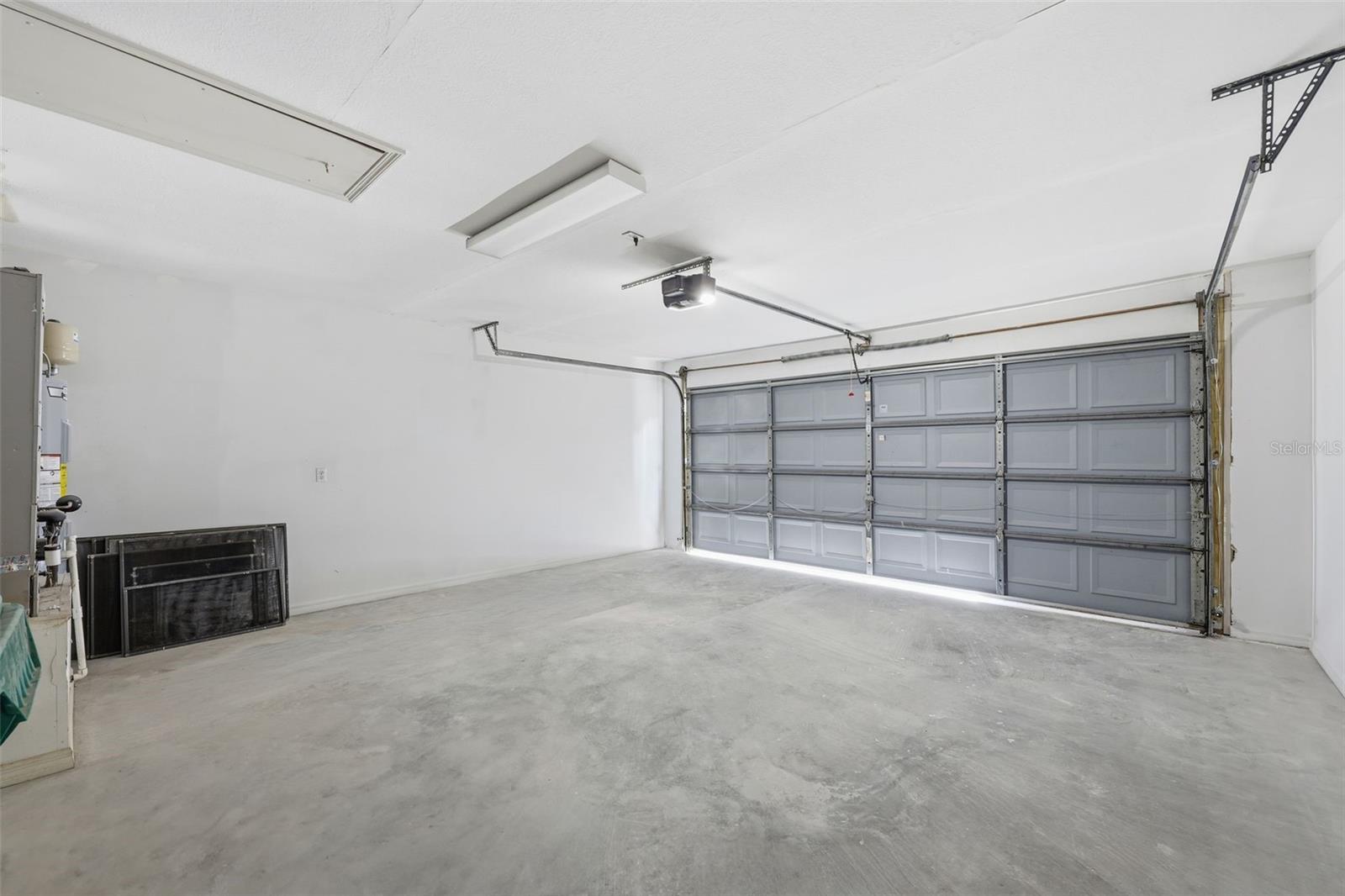 PINEHURST VILLAGE 1ST ADD - Residential