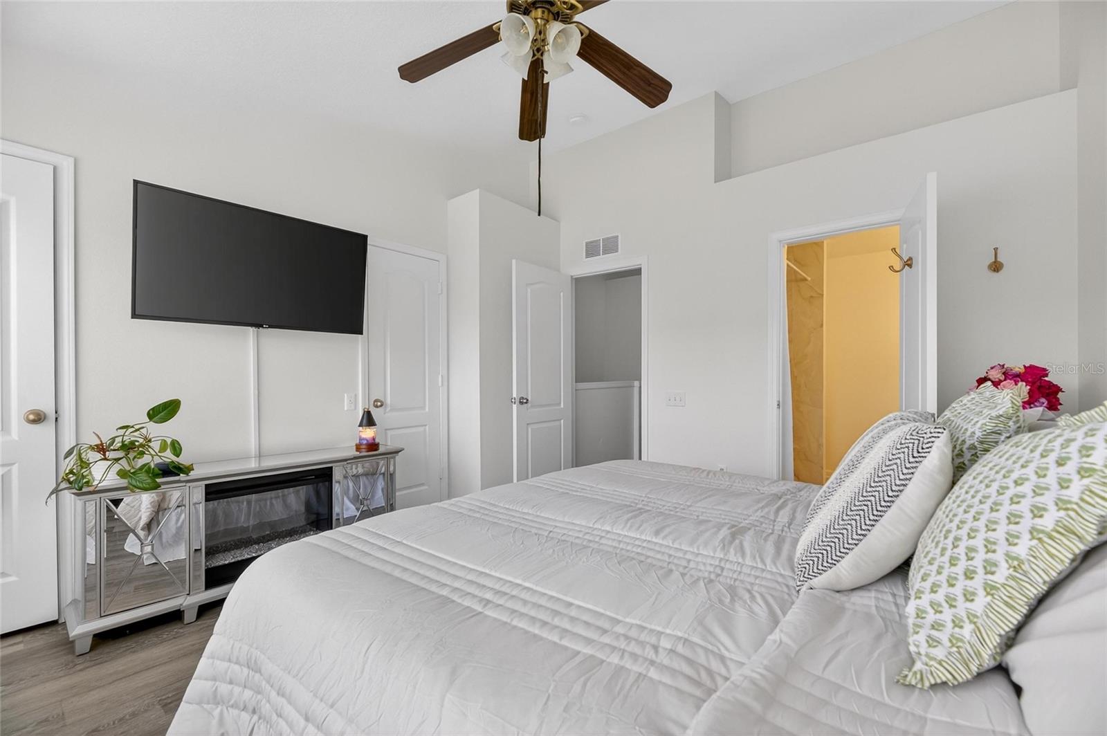 VALHALLA PH 3-4 - Residential