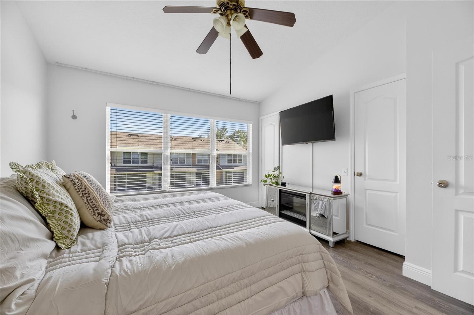 VALHALLA PH 3-4 - Residential