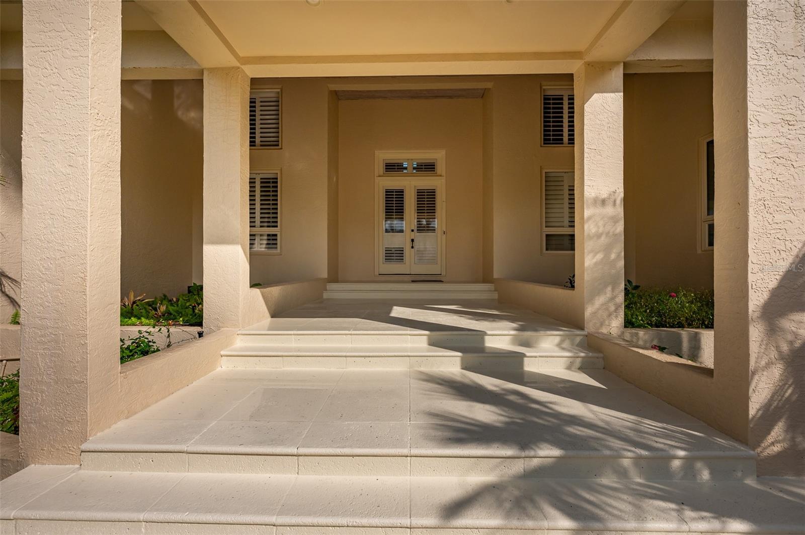 LONGBOAT KEY CLUB UNIT 5 - Residential Lease