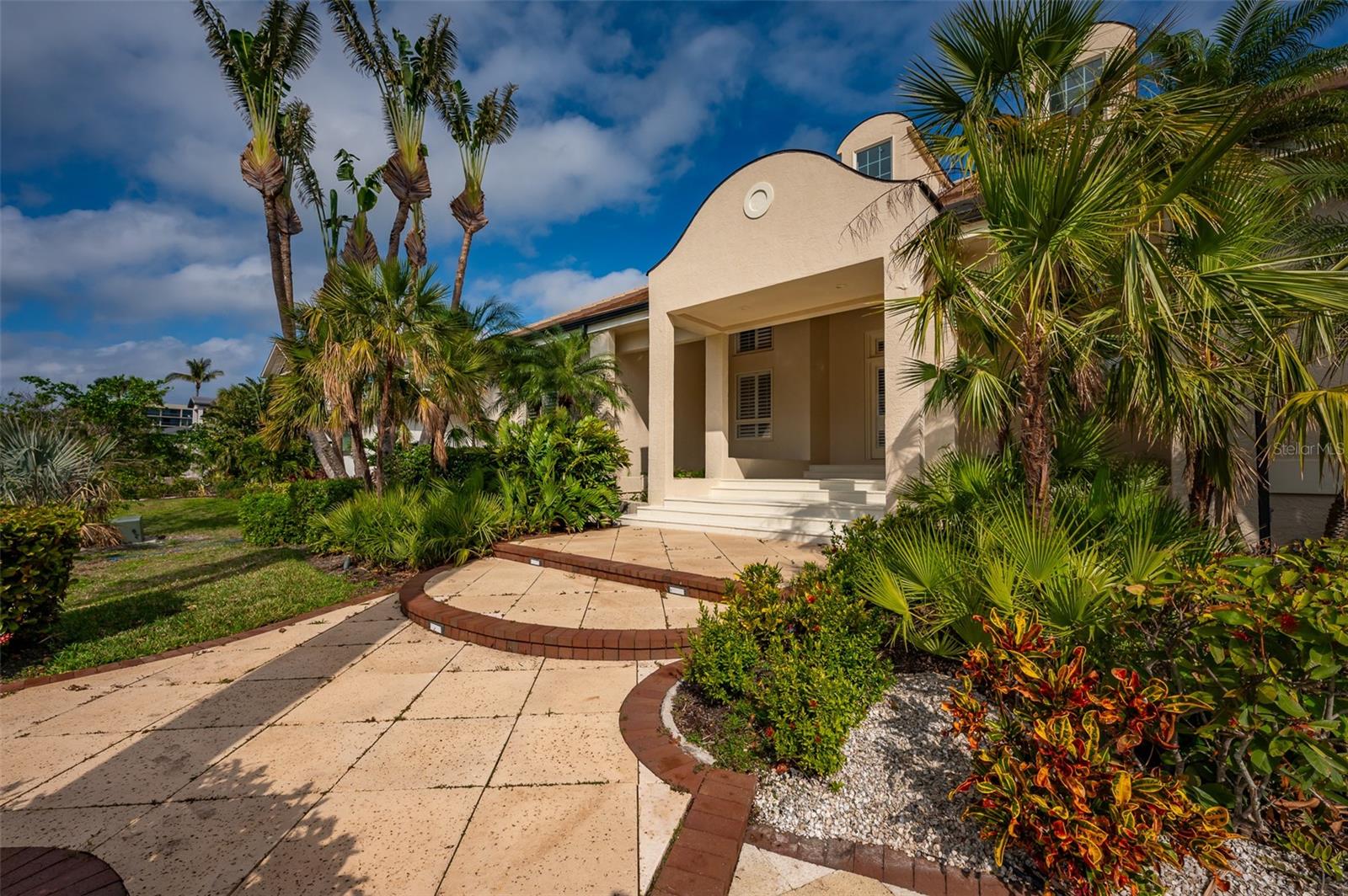 LONGBOAT KEY CLUB UNIT 5 - Residential Lease