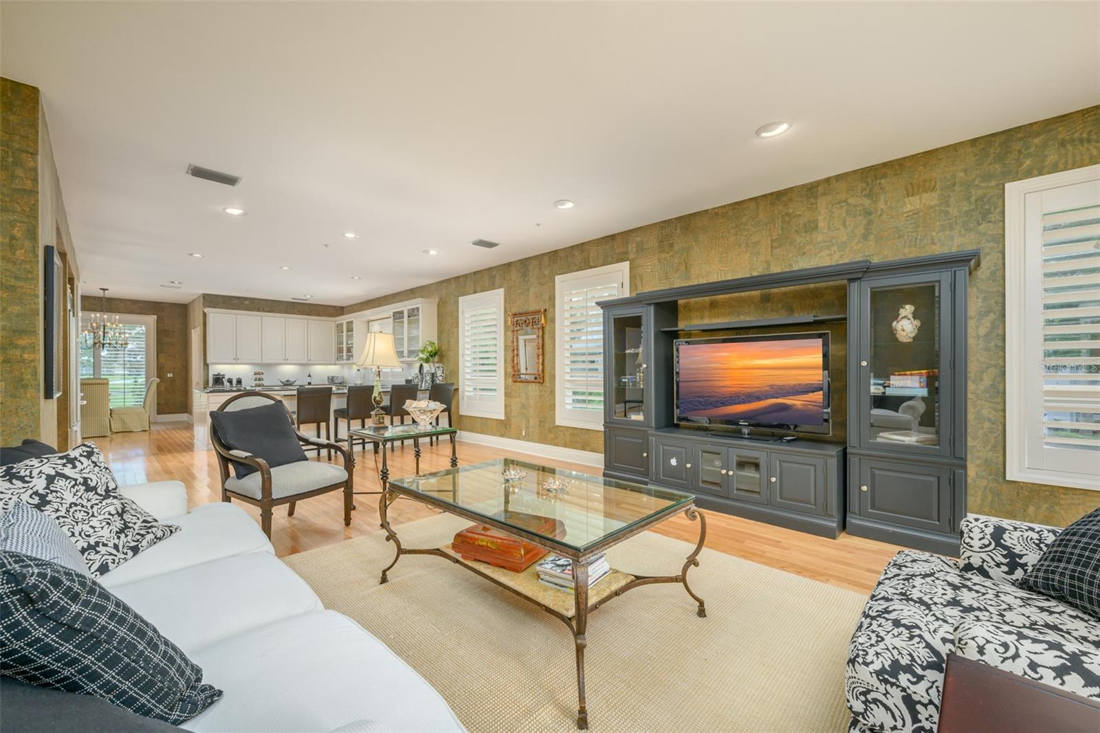 LONGBOAT KEY CLUB UNIT 5 - Residential Lease