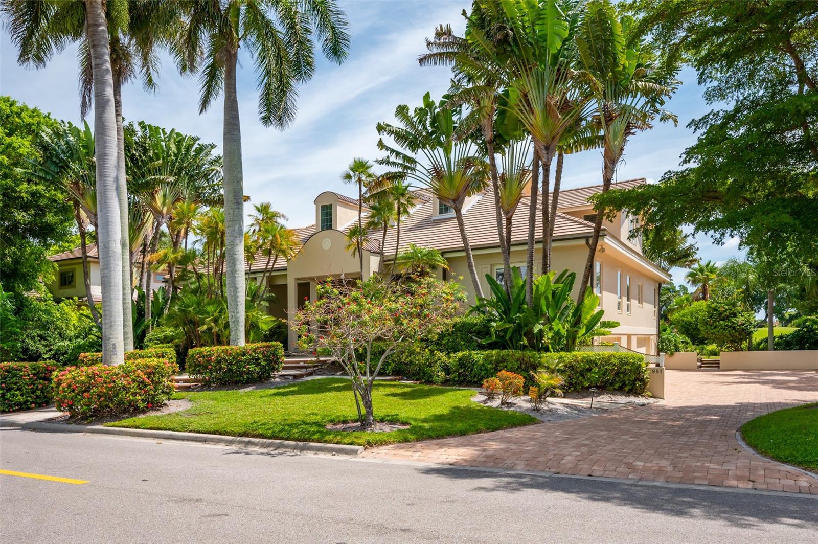 LONGBOAT KEY CLUB UNIT 5 - Residential Lease