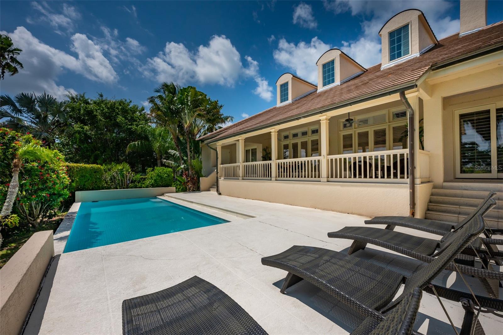 LONGBOAT KEY CLUB UNIT 5 - Residential Lease