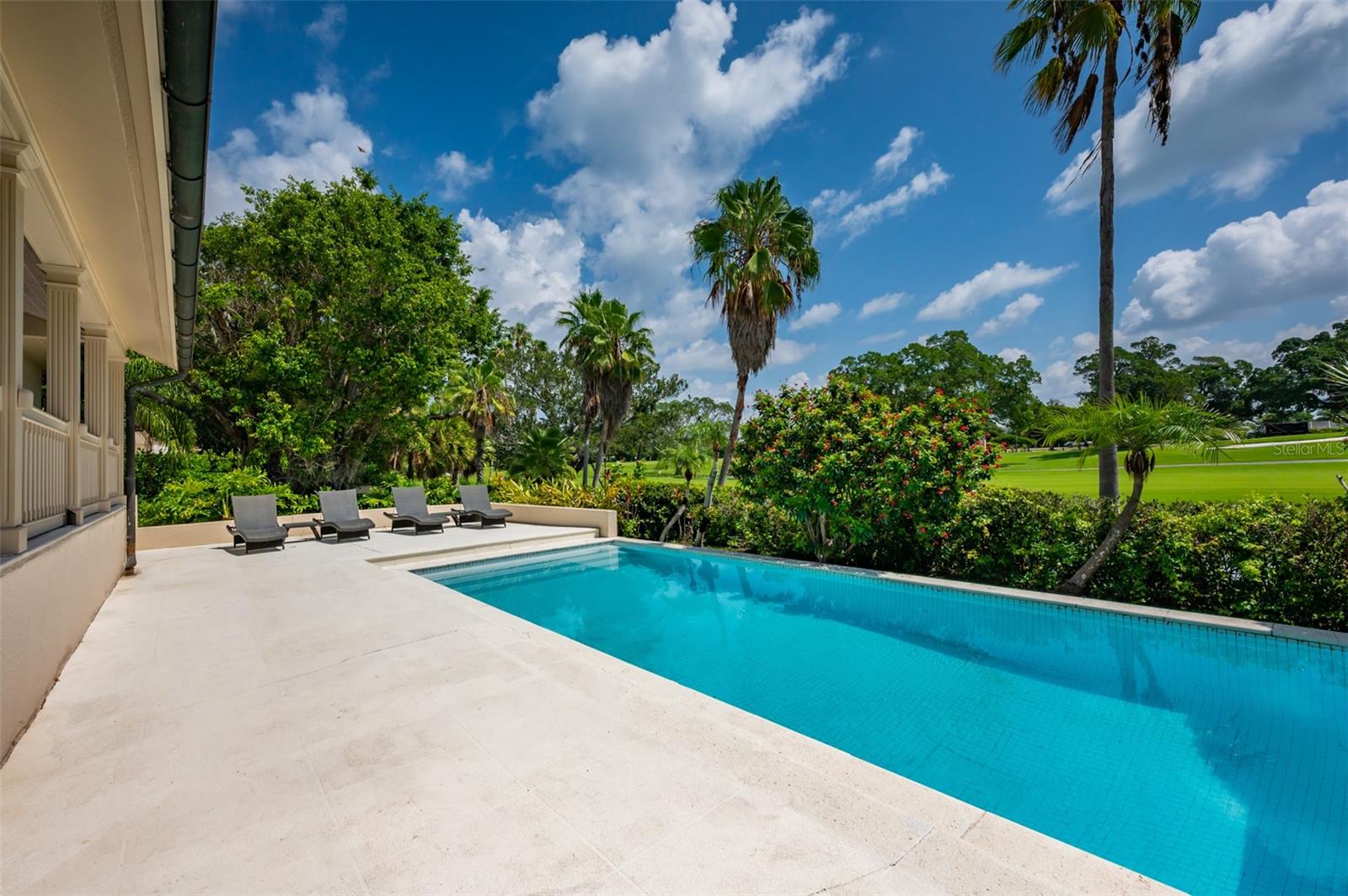 LONGBOAT KEY CLUB UNIT 5 - Residential Lease