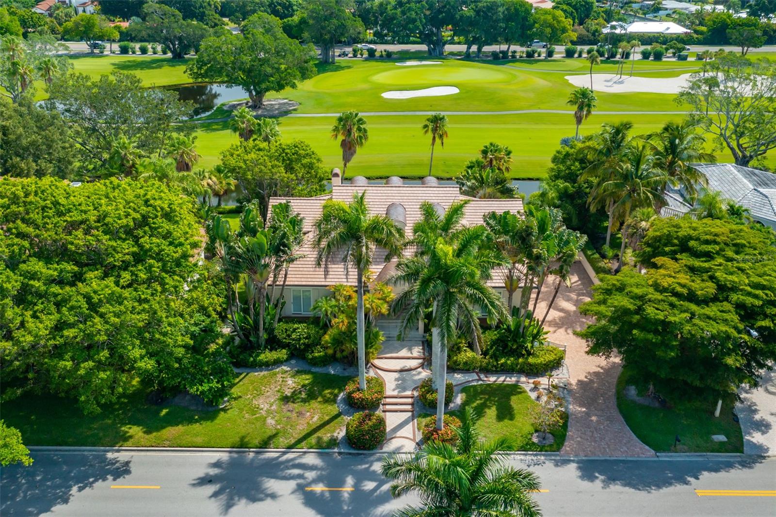 LONGBOAT KEY CLUB UNIT 5 - Residential Lease