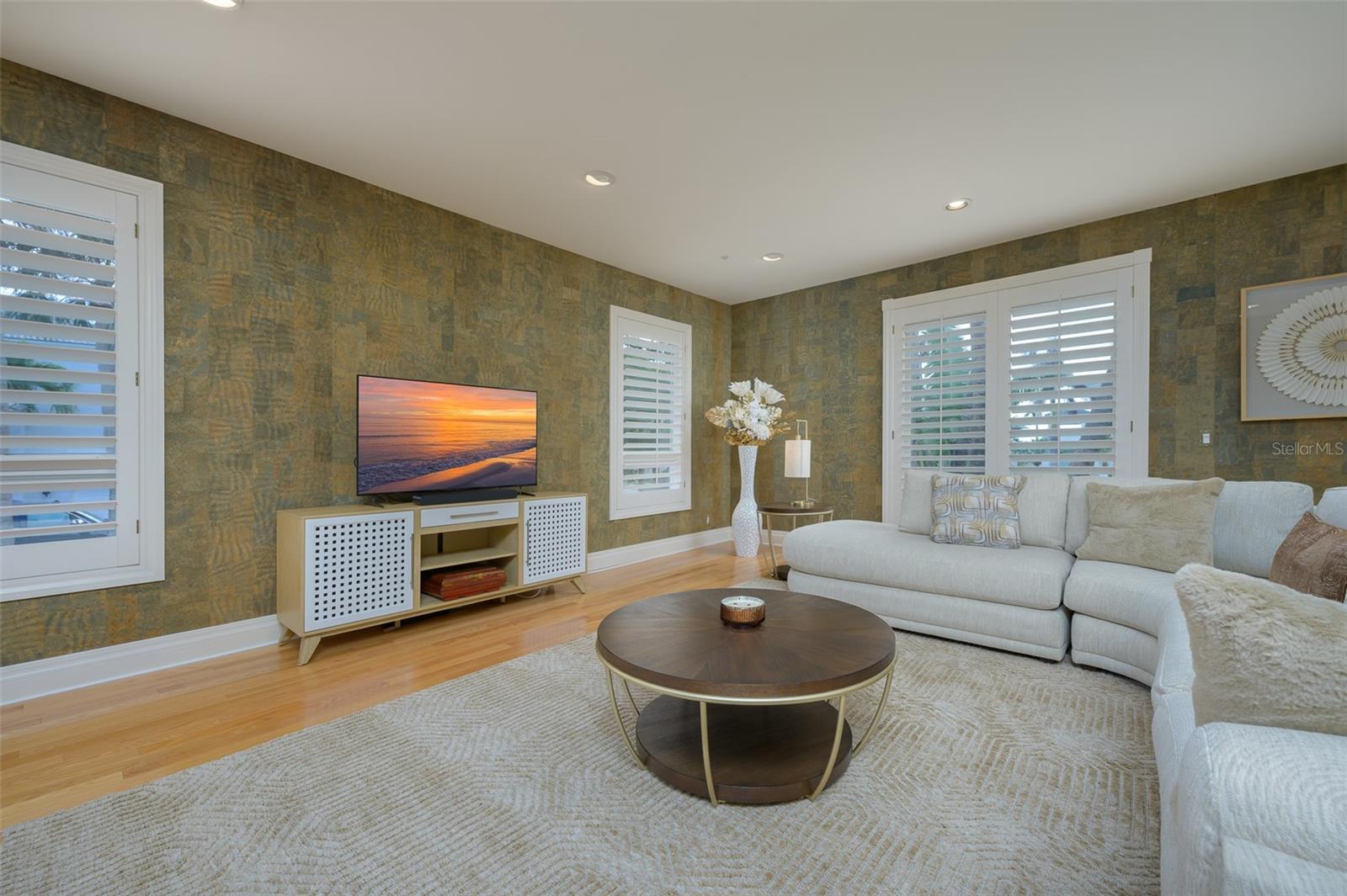 LONGBOAT KEY CLUB UNIT 5 - Residential Lease