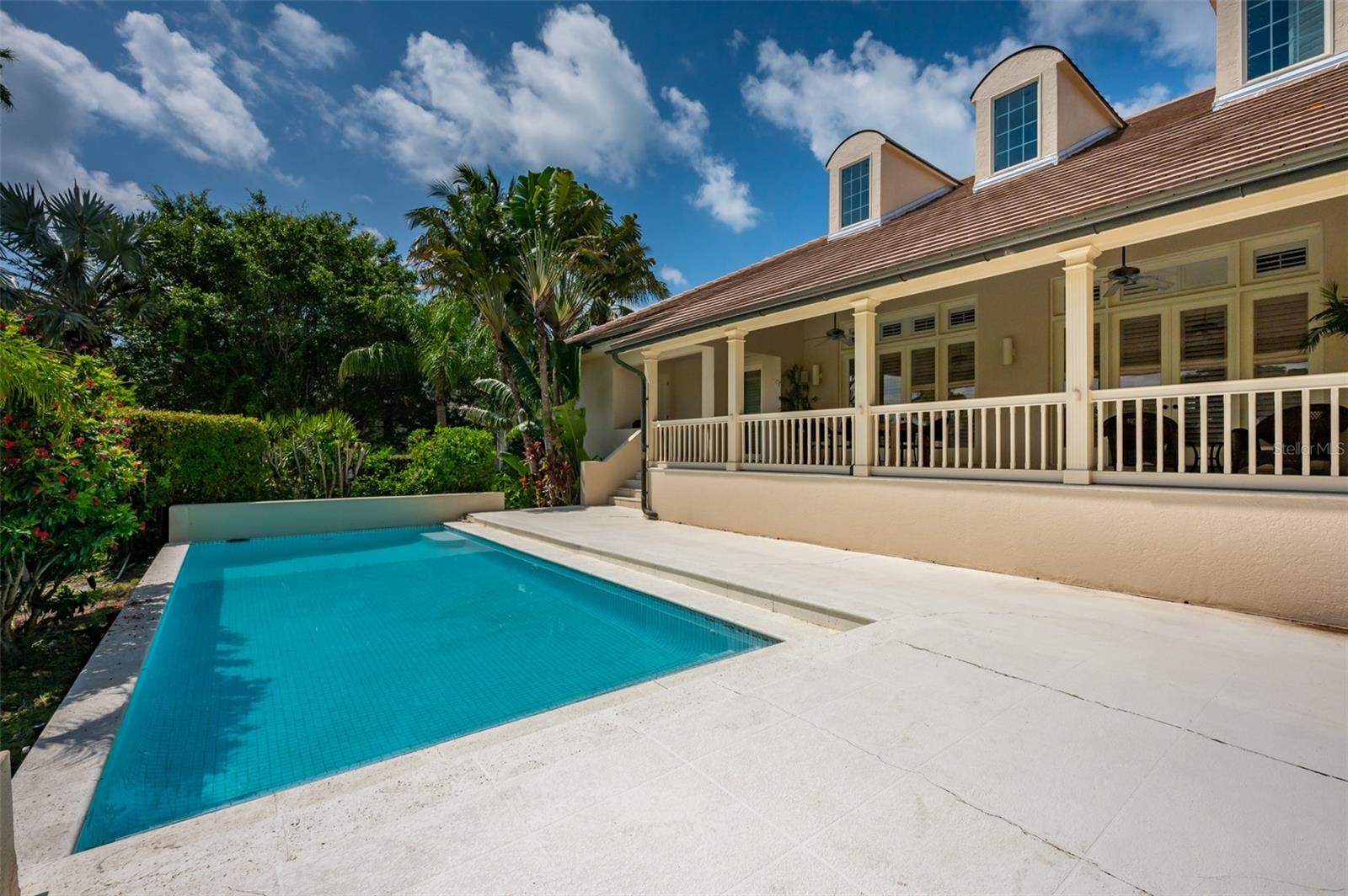 LONGBOAT KEY CLUB UNIT 5 - Residential Lease