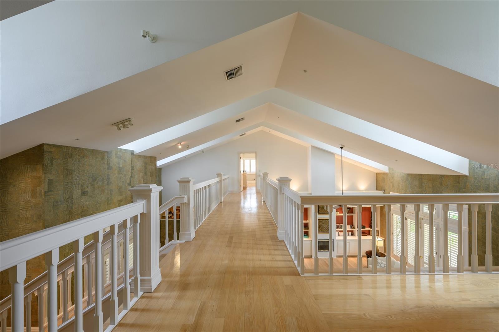 LONGBOAT KEY CLUB UNIT 5 - Residential Lease