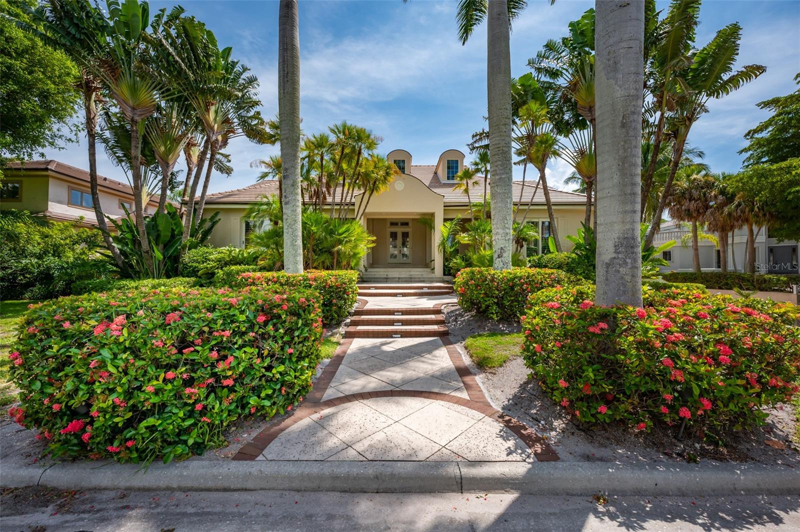 LONGBOAT KEY CLUB UNIT 5 - Residential Lease