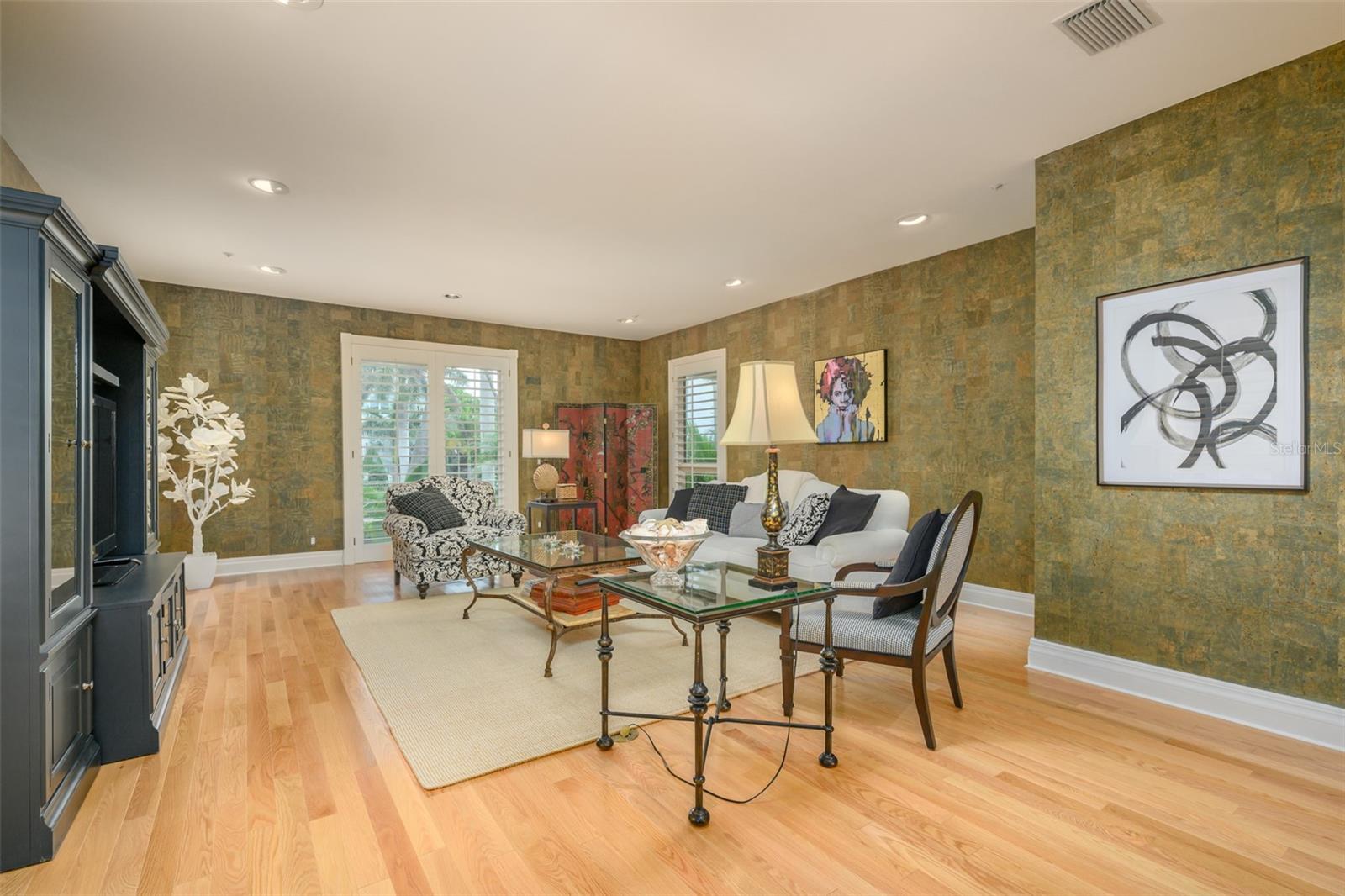 LONGBOAT KEY CLUB UNIT 5 - Residential Lease