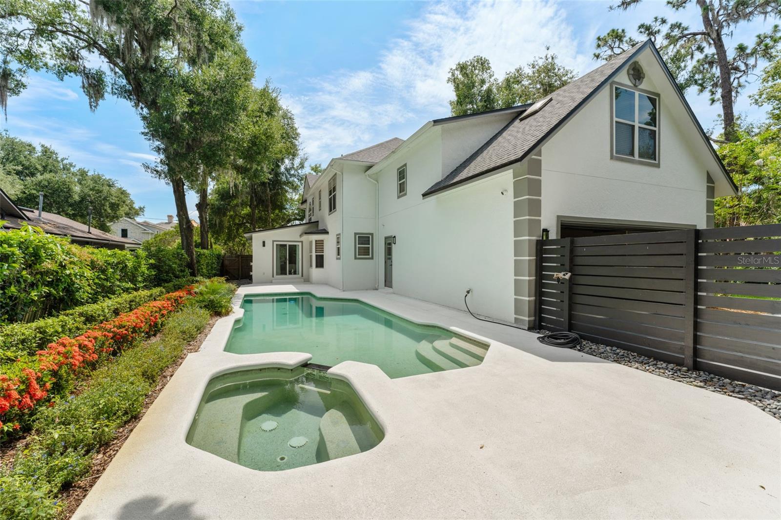 WINDERMERE TOWN - Residential