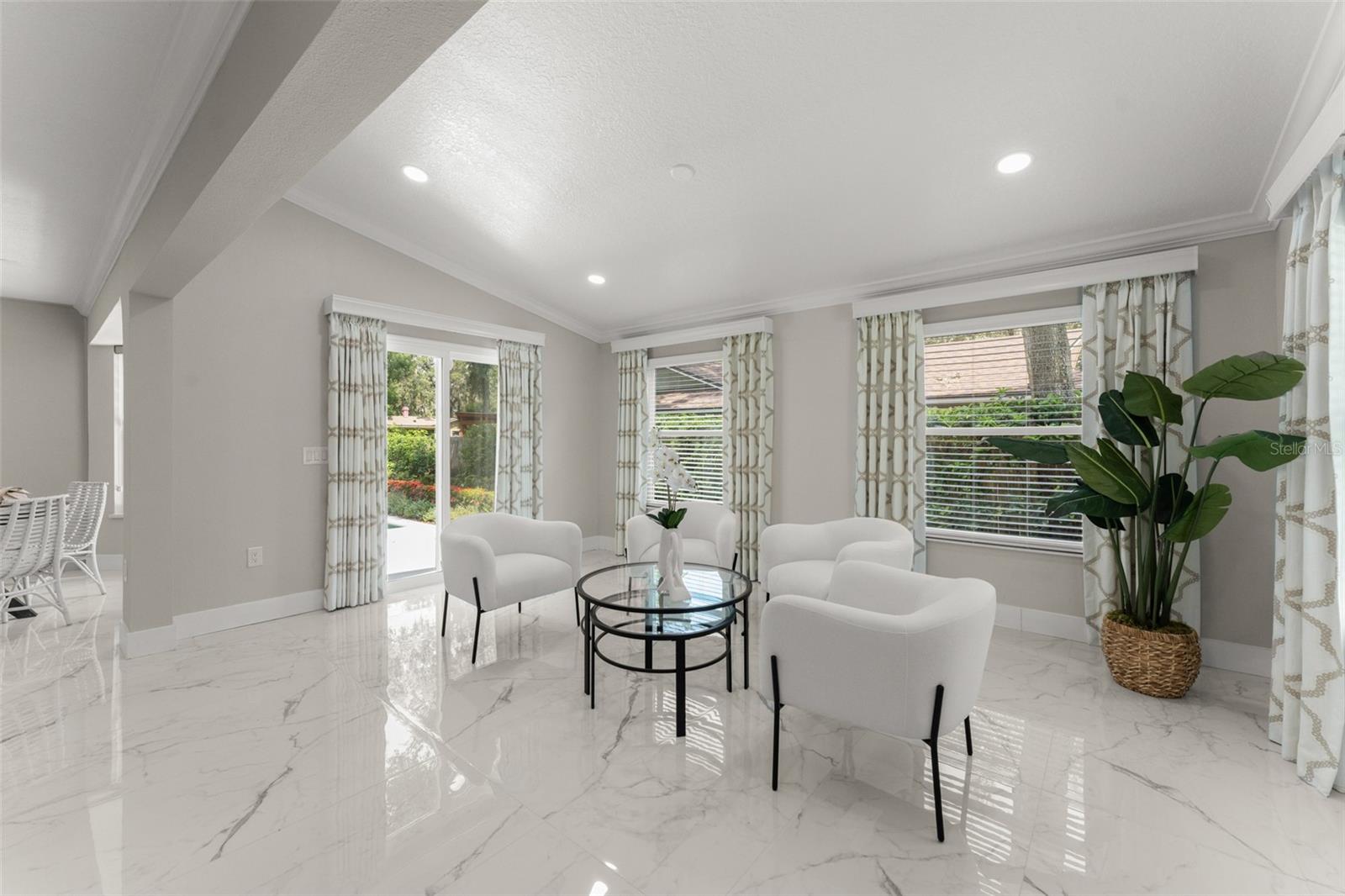 WINDERMERE TOWN - Residential