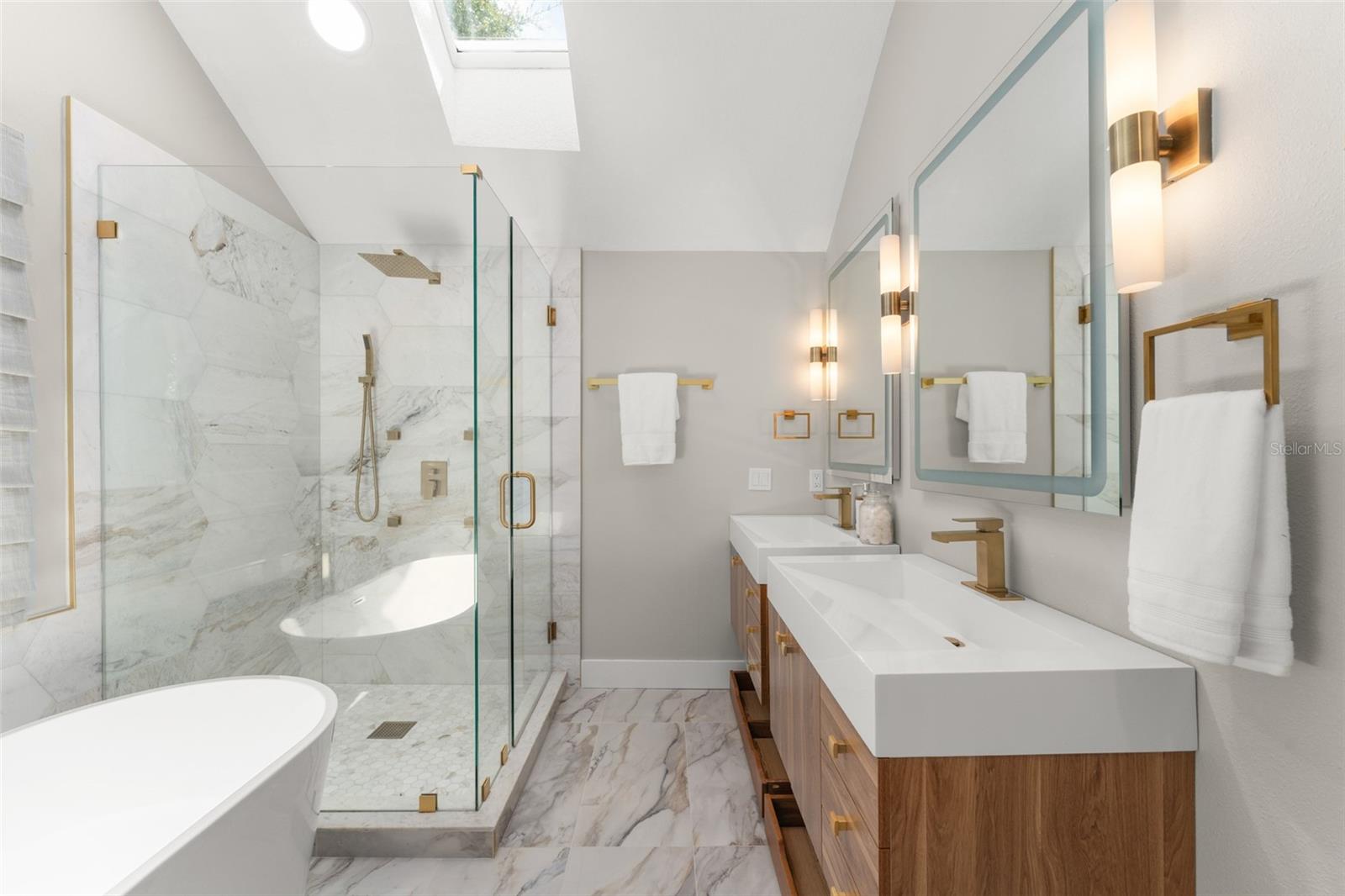 WINDERMERE TOWN - Residential