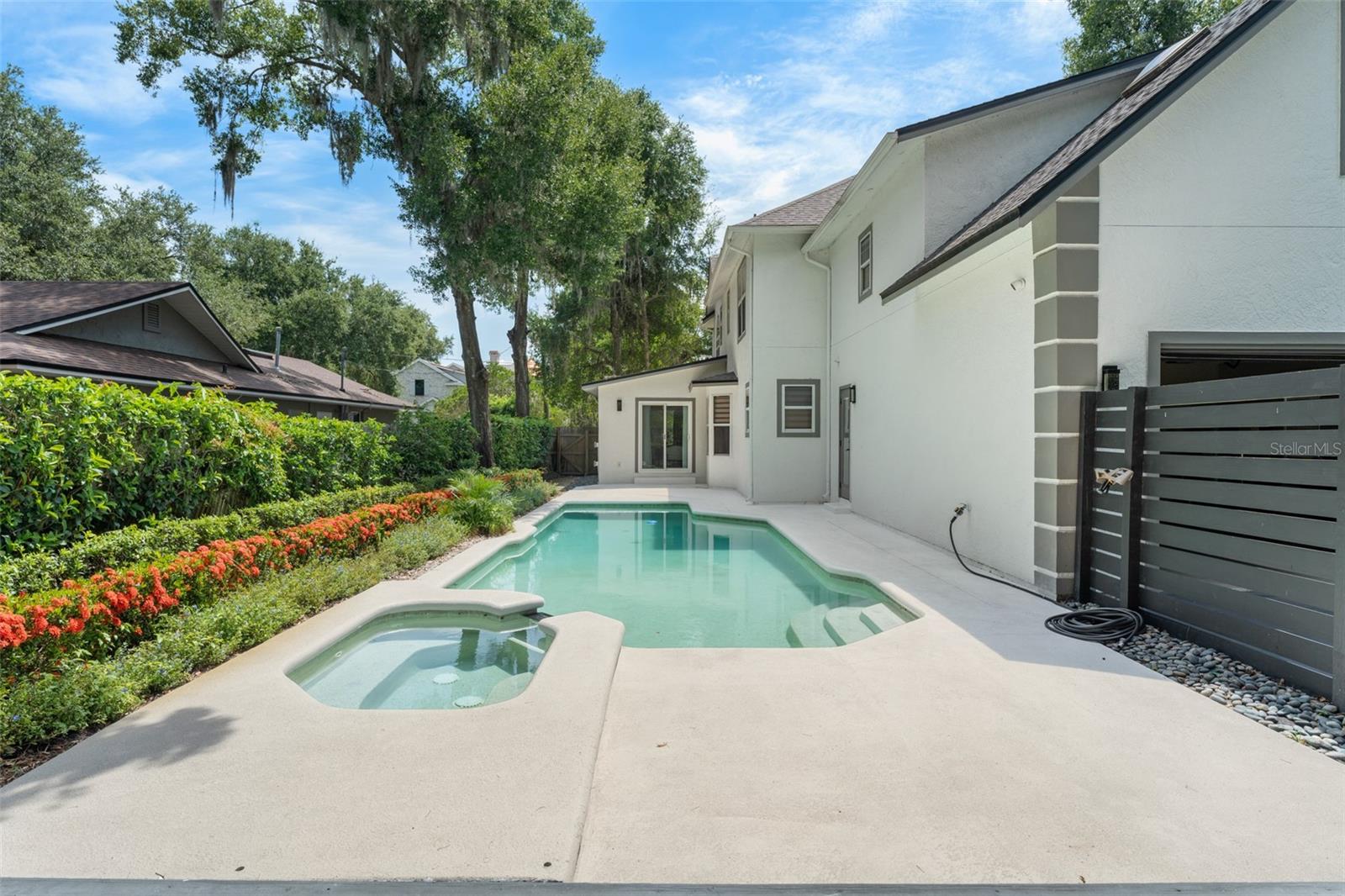 WINDERMERE TOWN - Residential