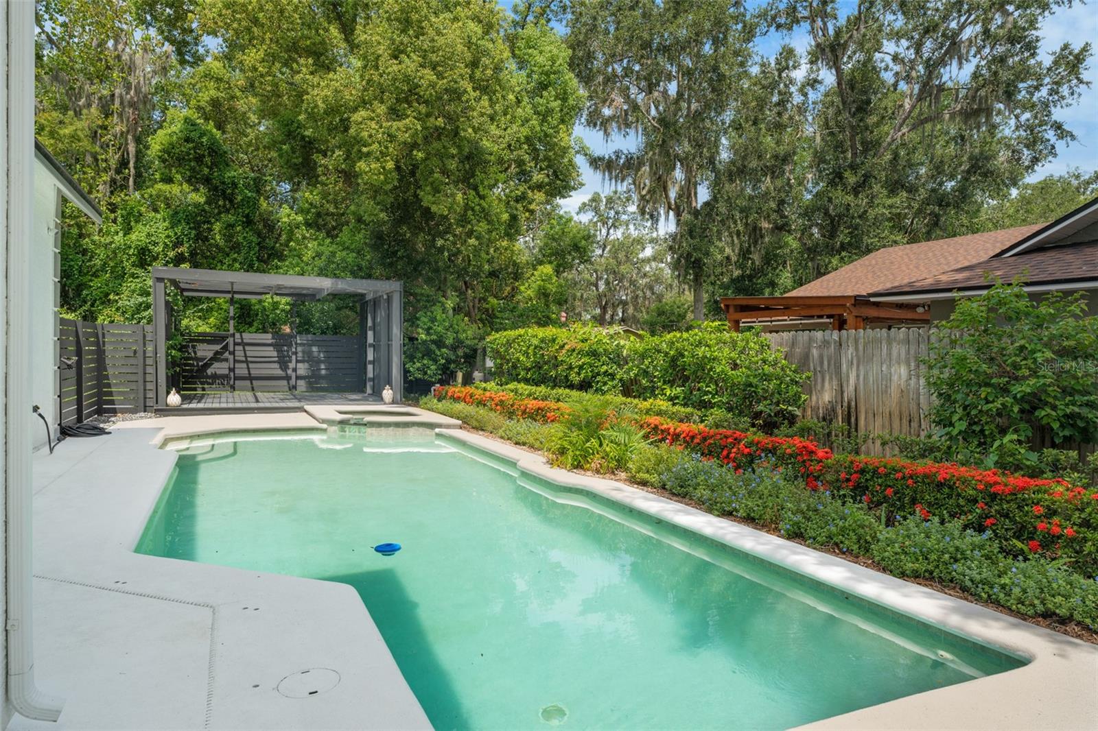 WINDERMERE TOWN - Residential