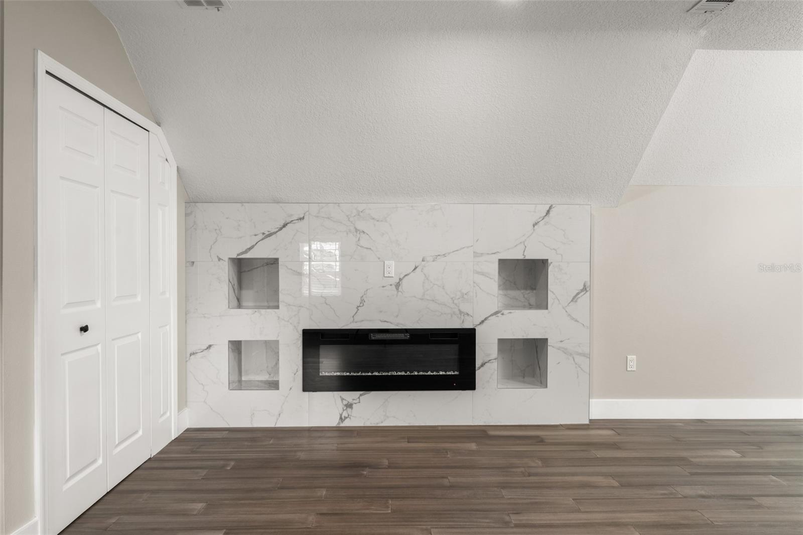 WINDERMERE TOWN - Residential