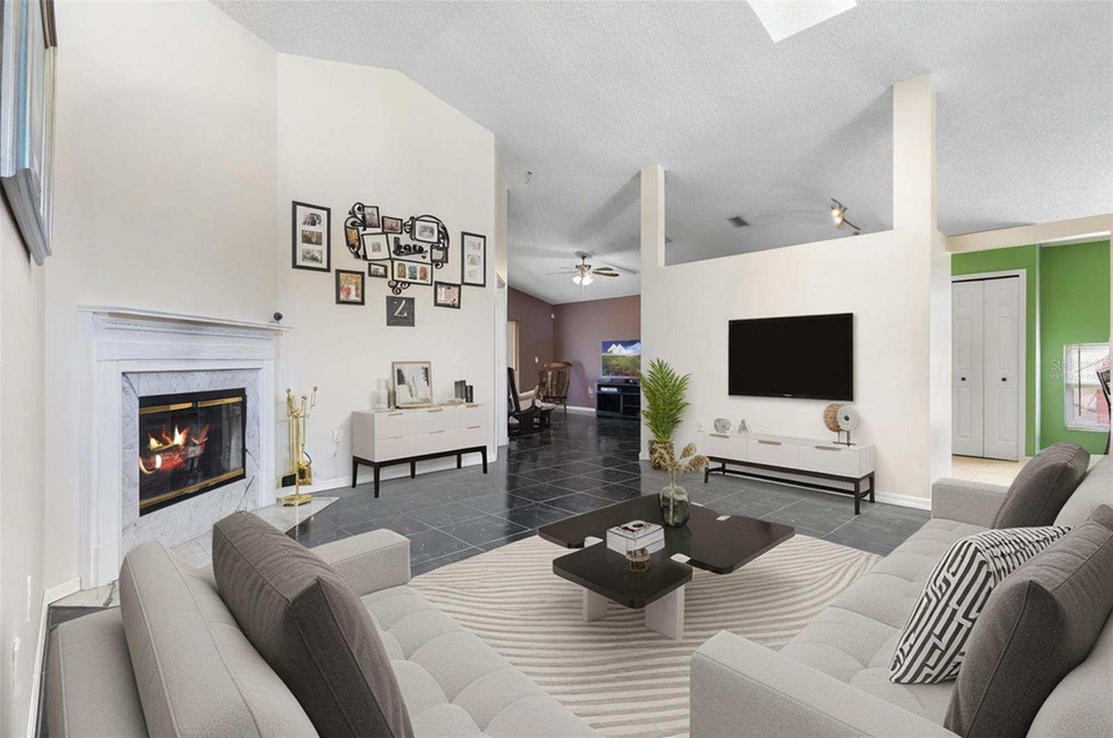 809 BRIGHTVIEW DRIVE
