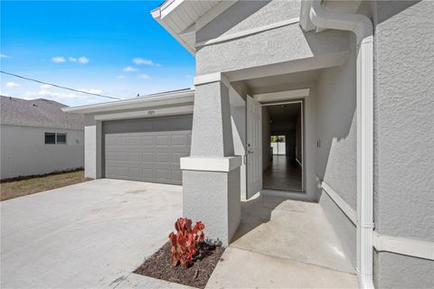 A home in PORT CHARLOTTE