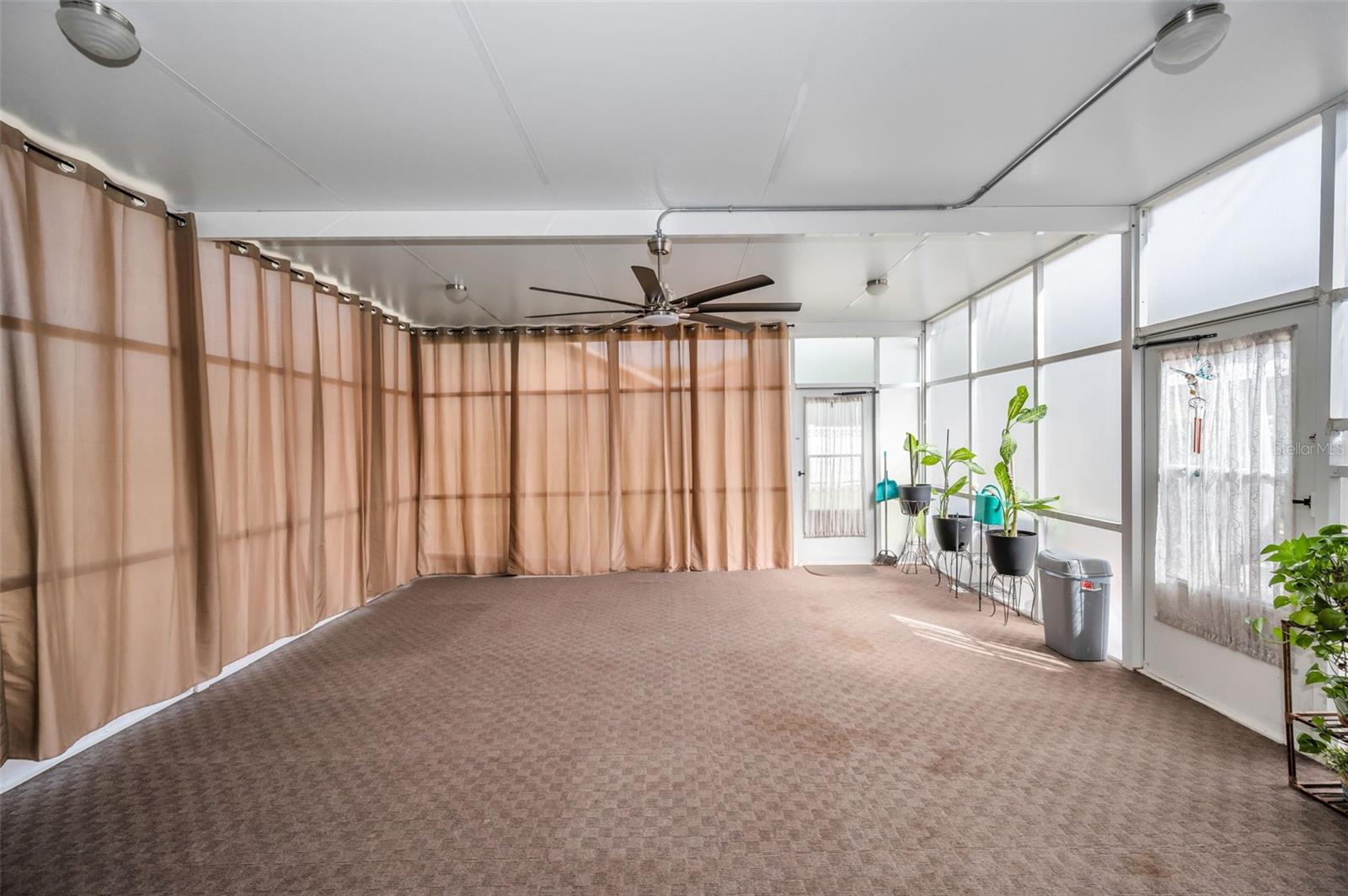 ROSEWOOD RIVER RDG PH 7 - Residential