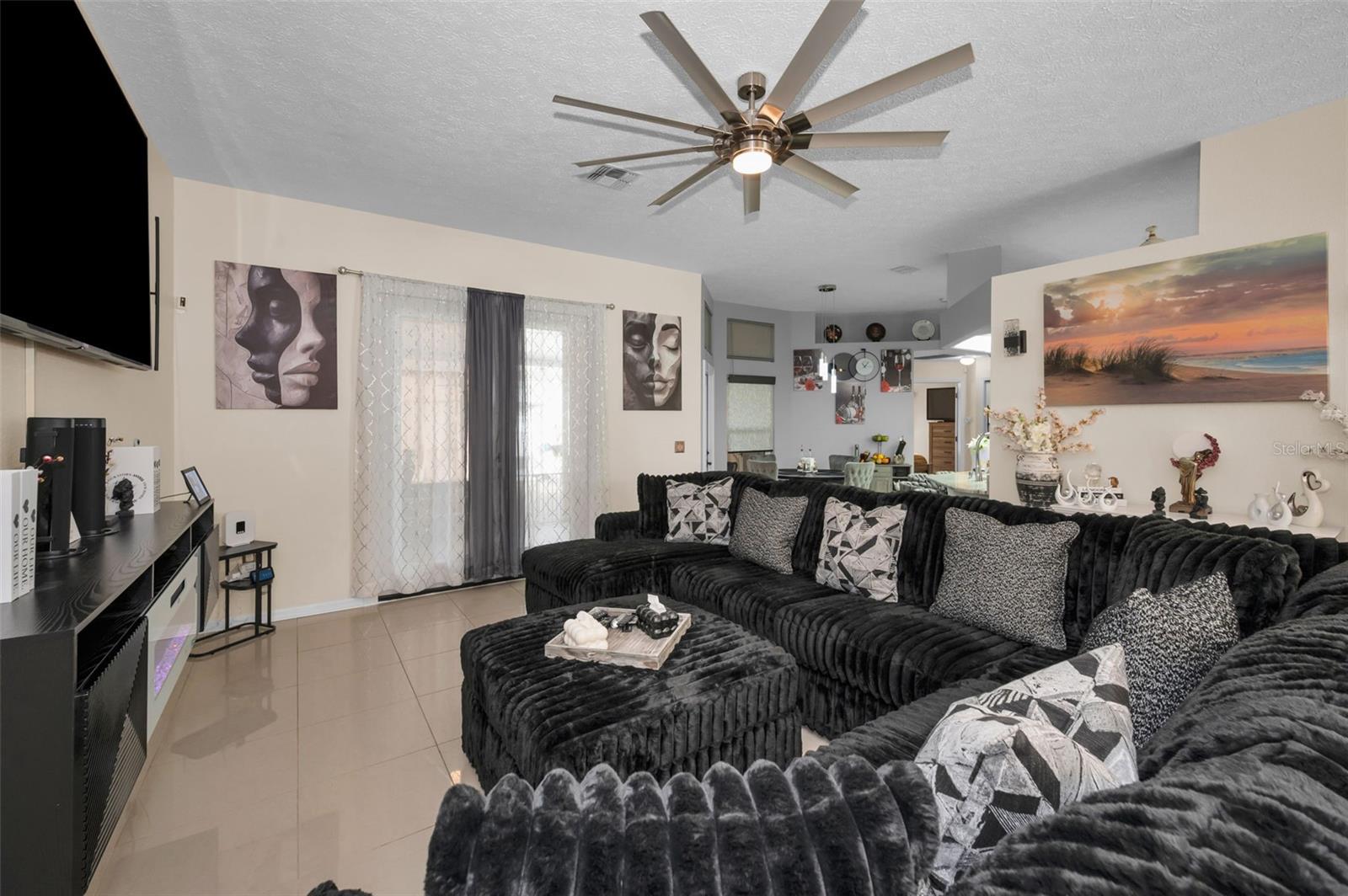 ROSEWOOD RIVER RDG PH 7 - Residential