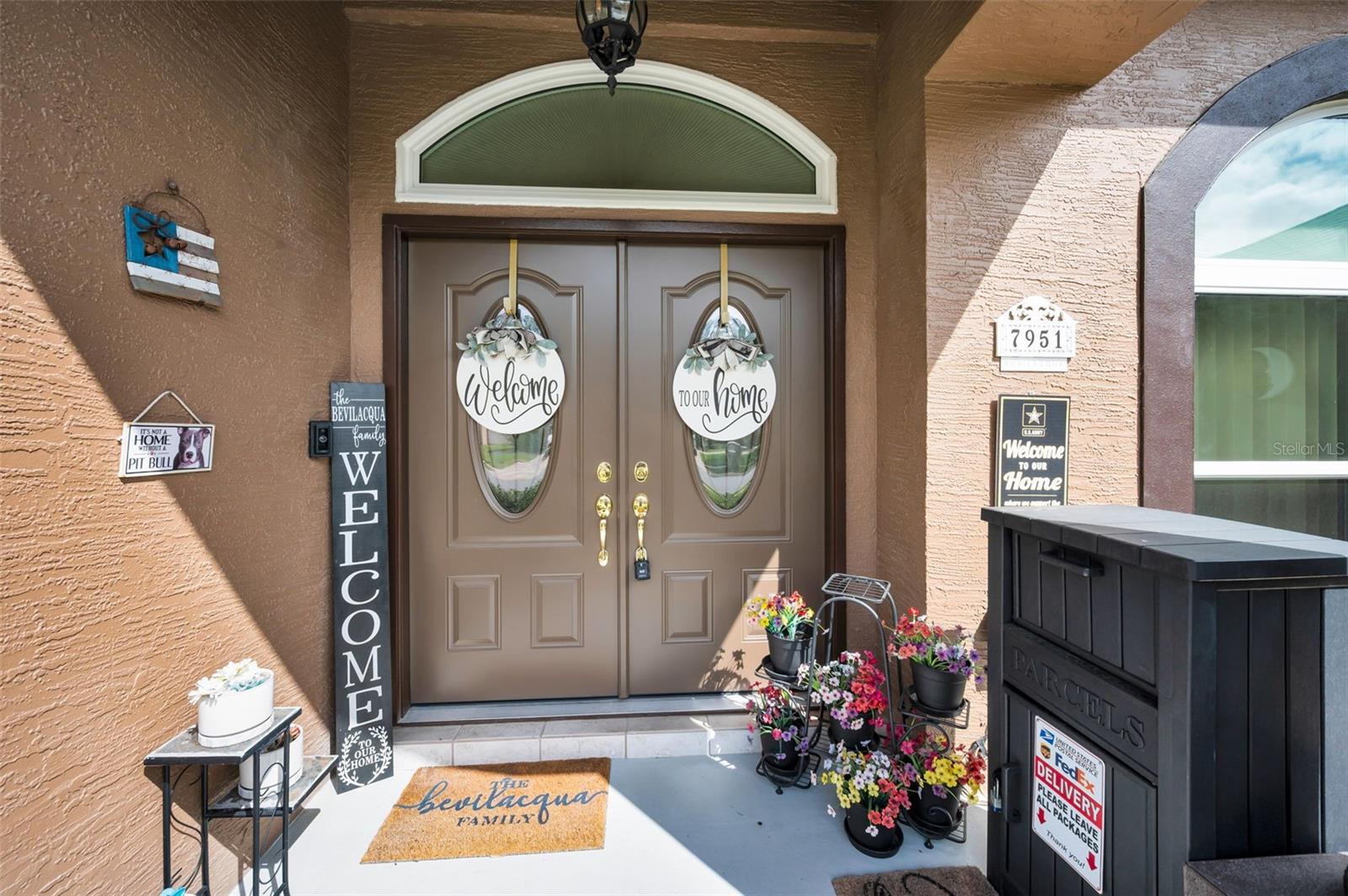 7951 ROUNDELAY DRIVE