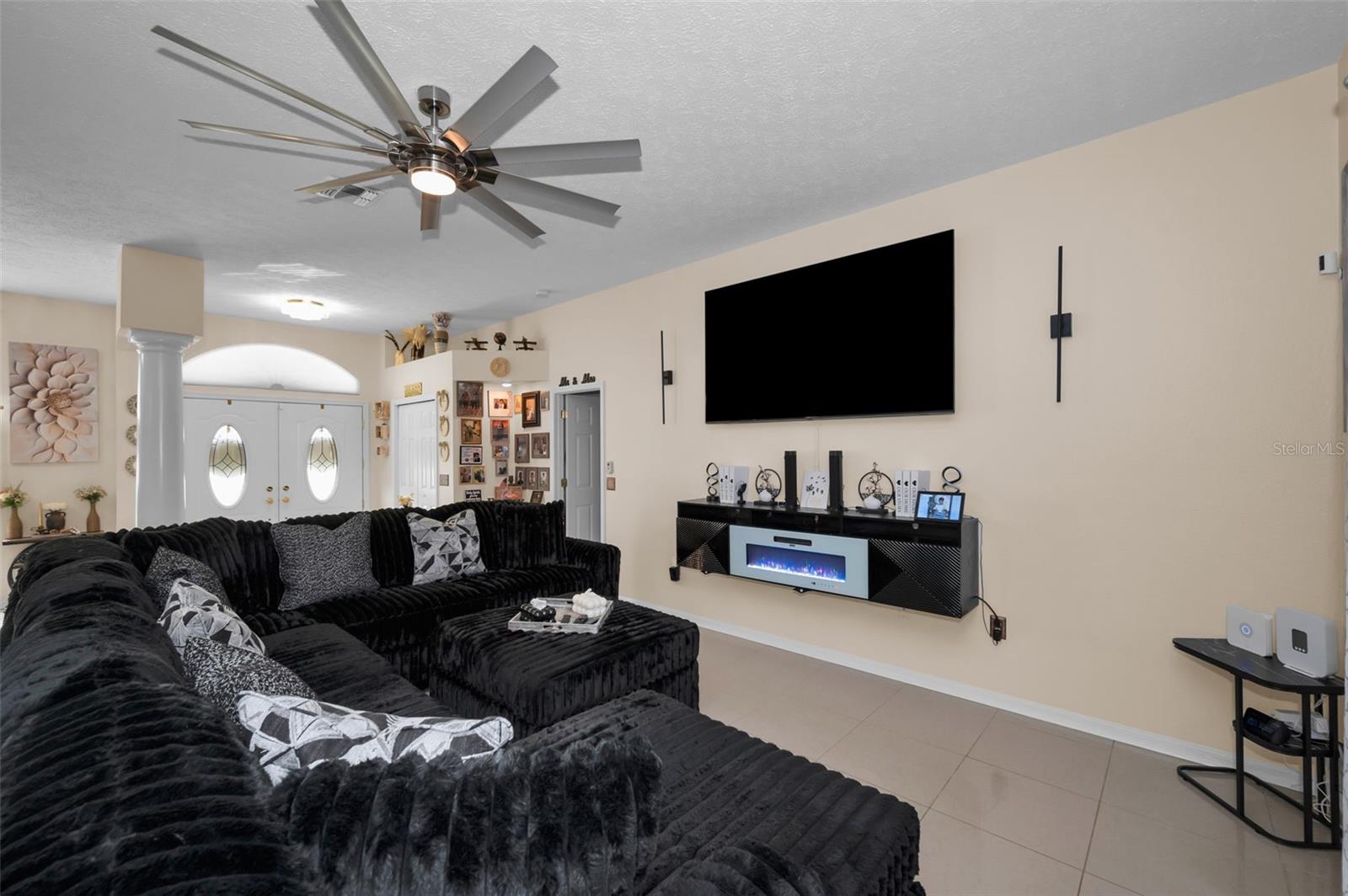 ROSEWOOD RIVER RDG PH 7 - Residential