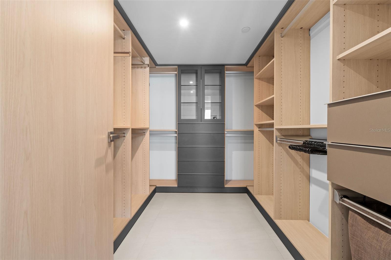 CONDADO - Residential