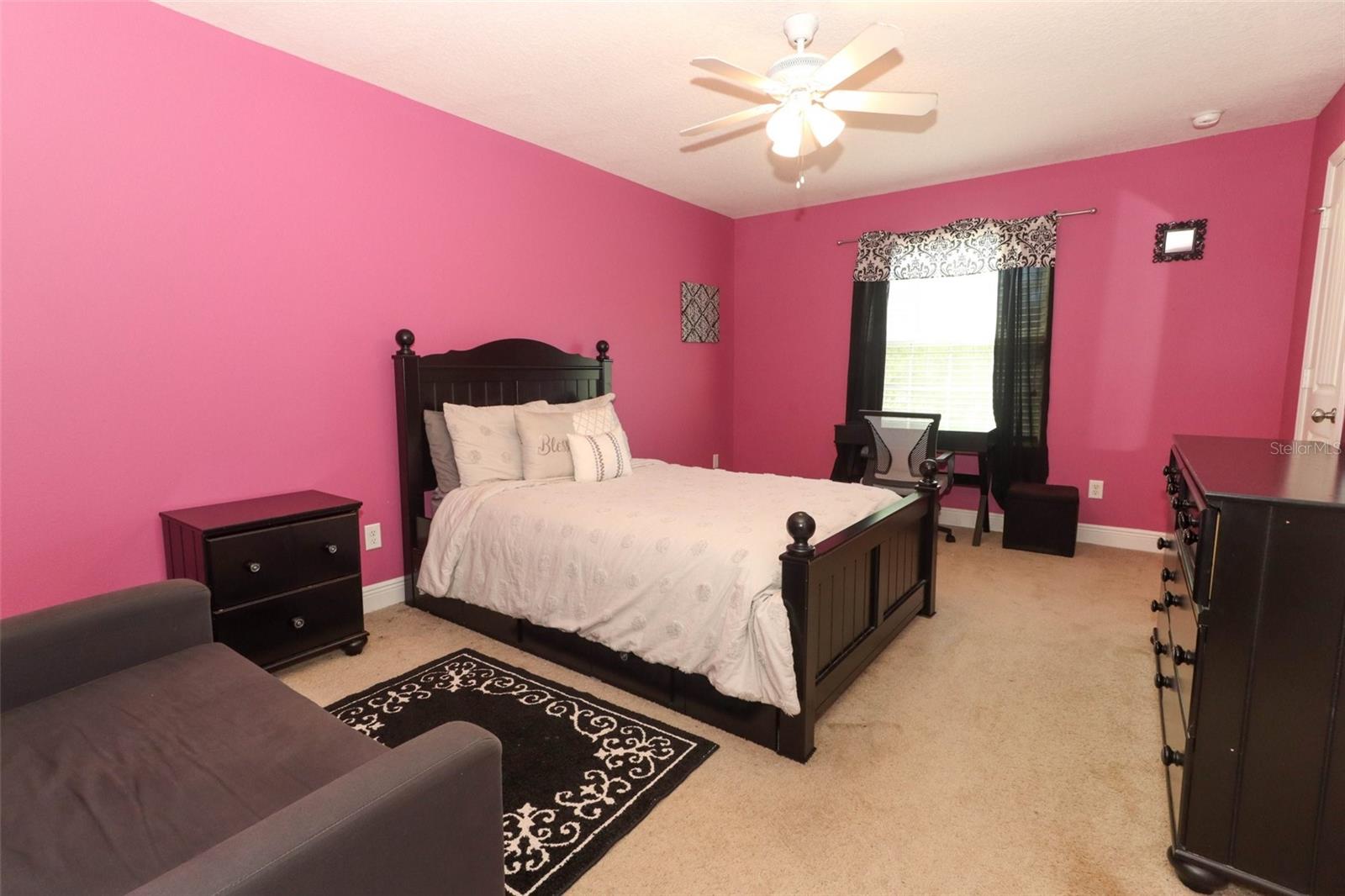 ROCK SPGS RDG PH VI-B - Residential