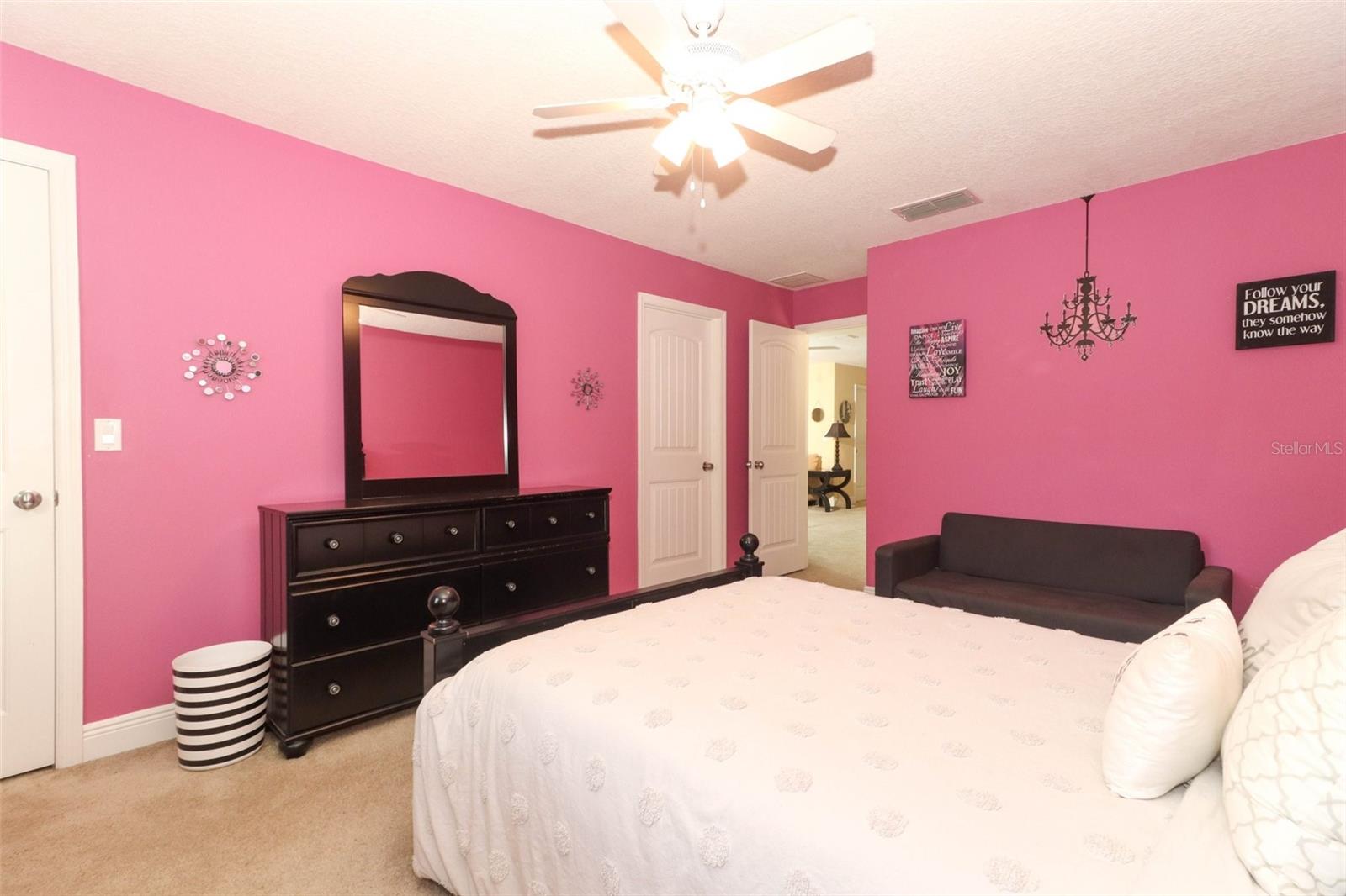 ROCK SPGS RDG PH VI-B - Residential