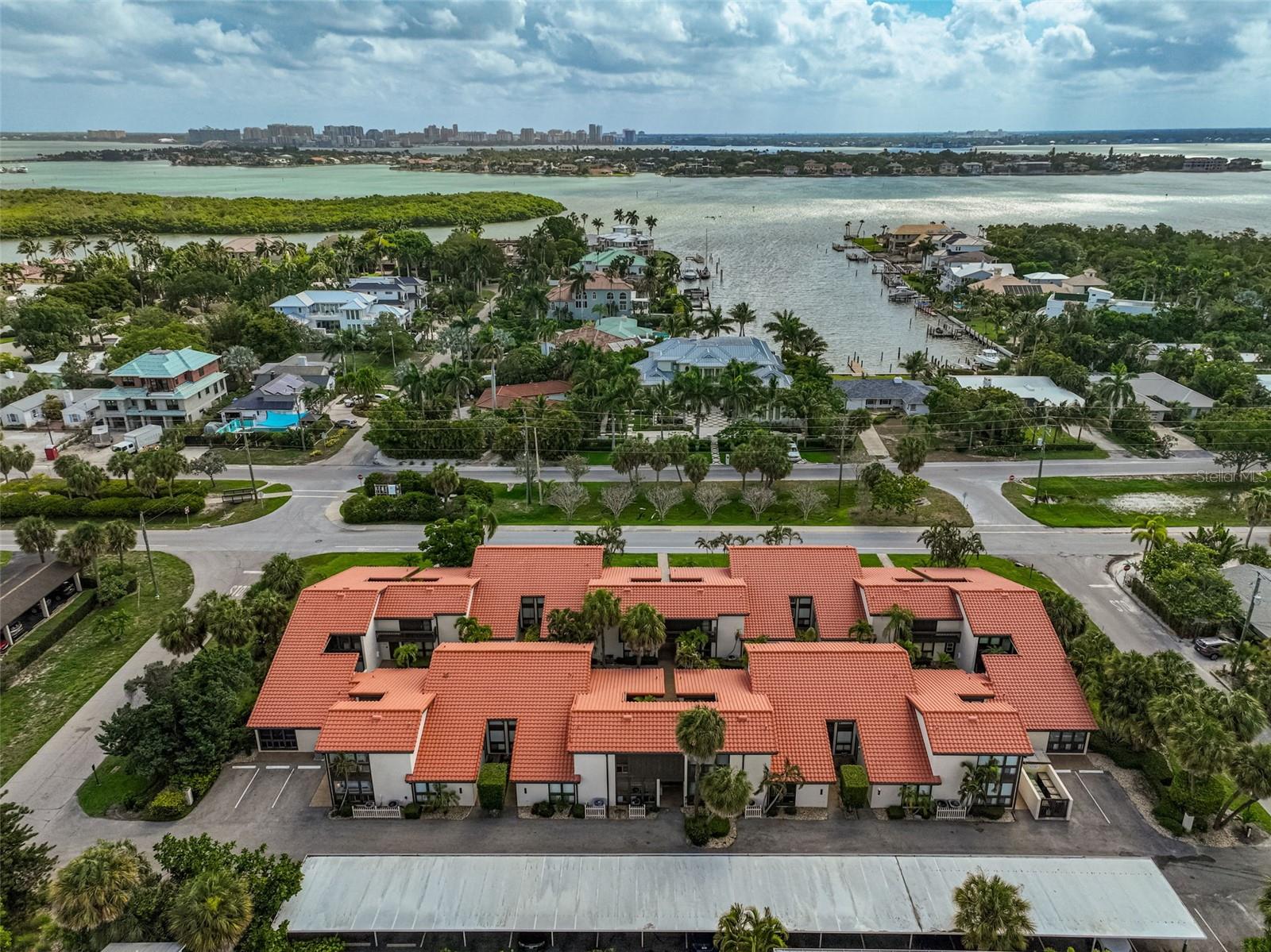 EMBASSY VILLAS - Residential