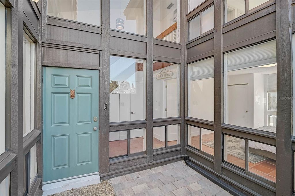 Photo of 800 S Blvd Of Presidents #12, Sarasota, FL 34236 (MLS # A4635627)