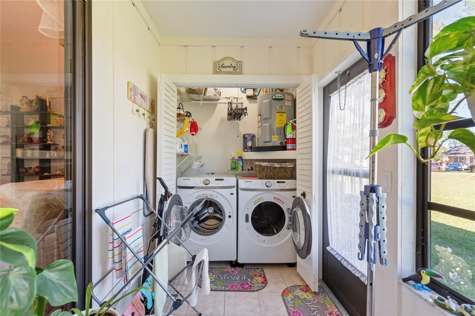 HERITAGE LAKE - Residential