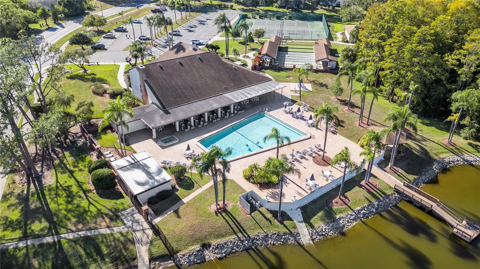 HERITAGE LAKE - Residential