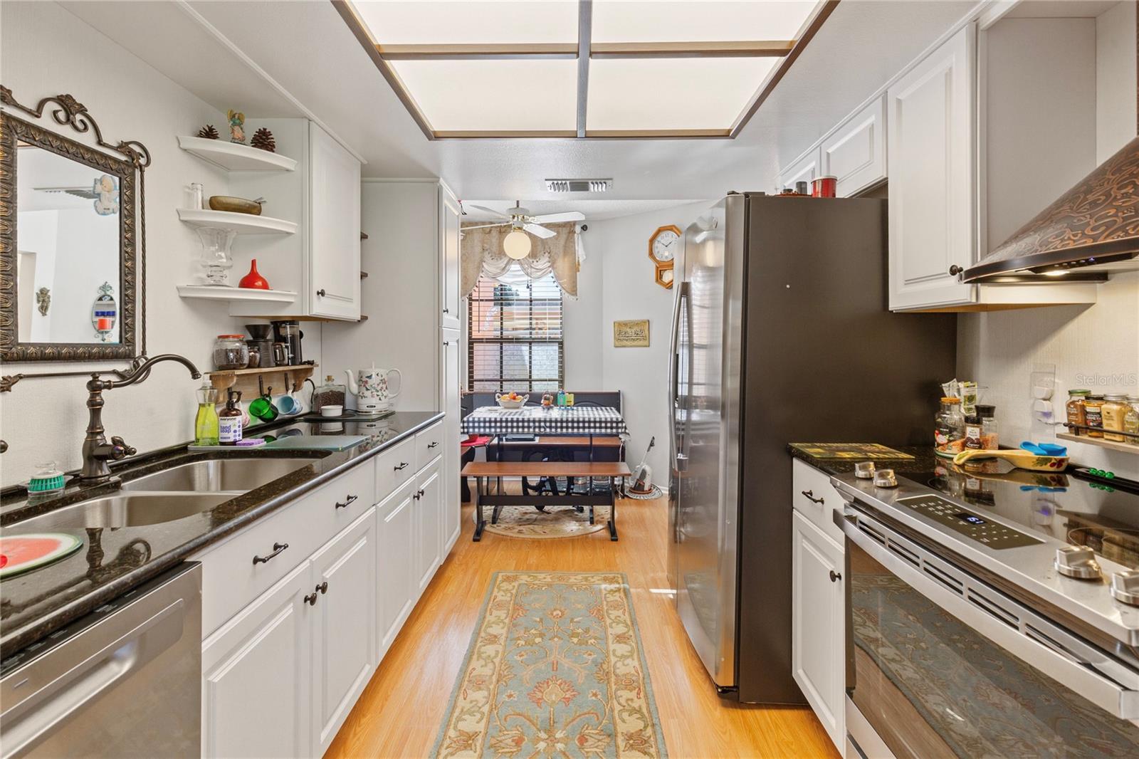 HERITAGE LAKE - Residential