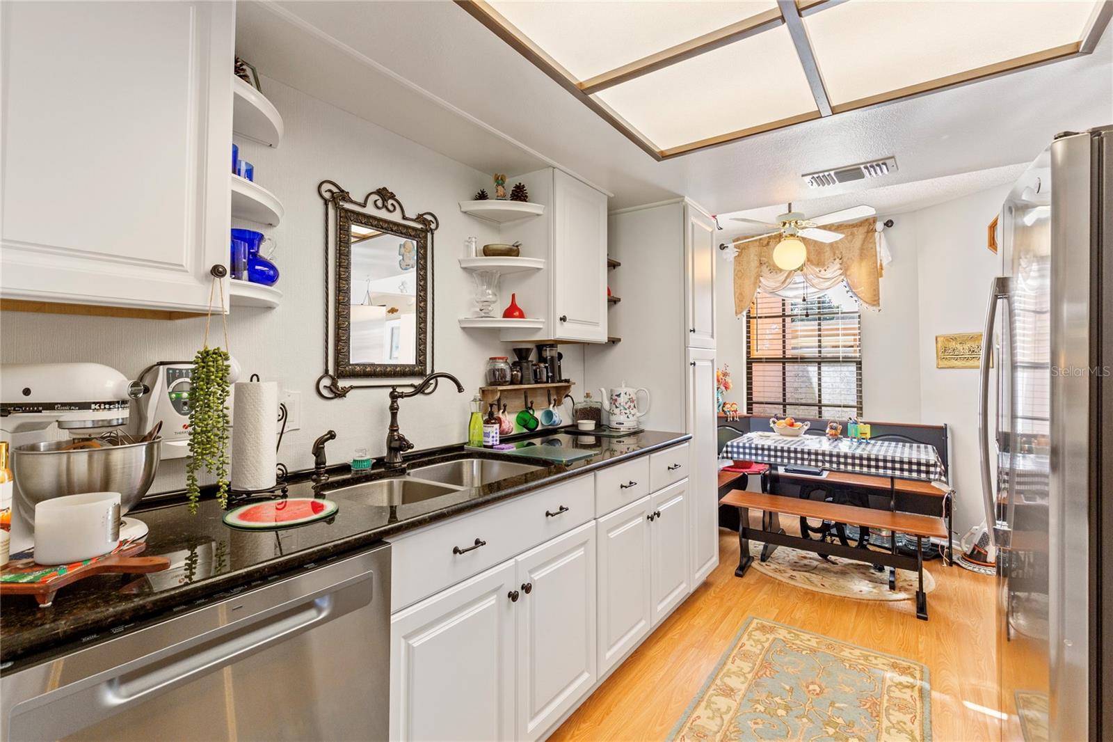 HERITAGE LAKE - Residential