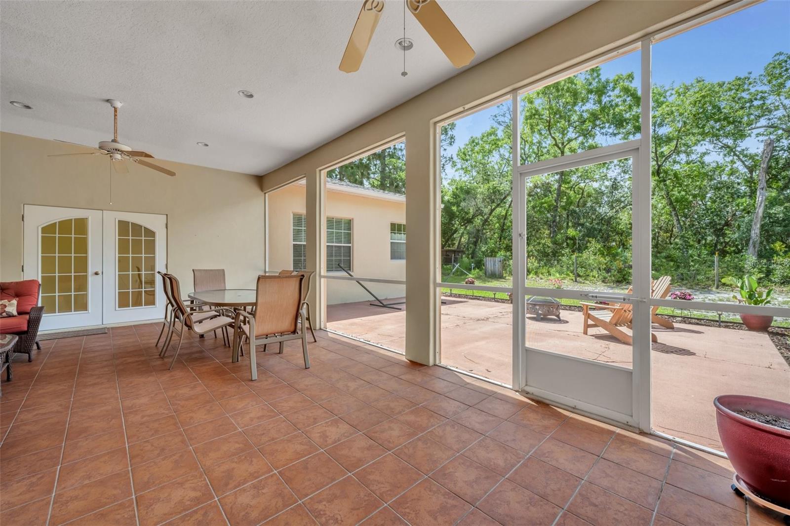 ROYAL TRAILS UNIT 01 - Residential