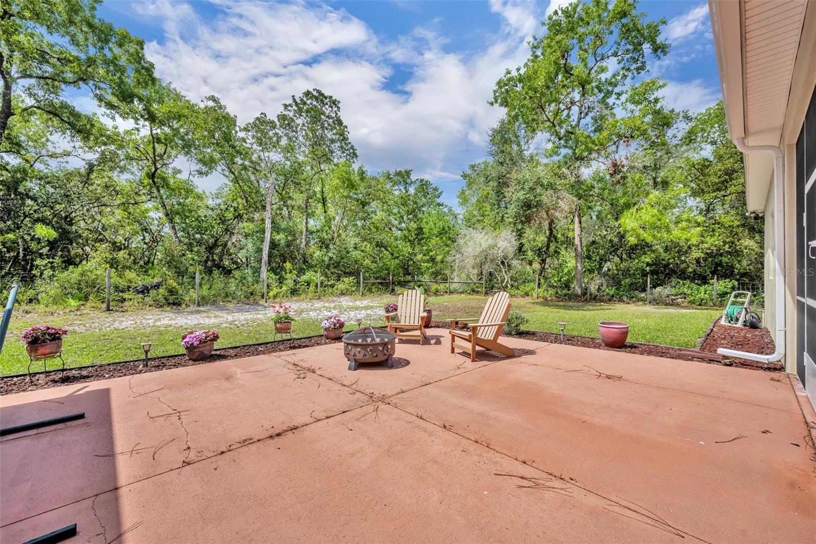 ROYAL TRAILS UNIT 01 - Residential