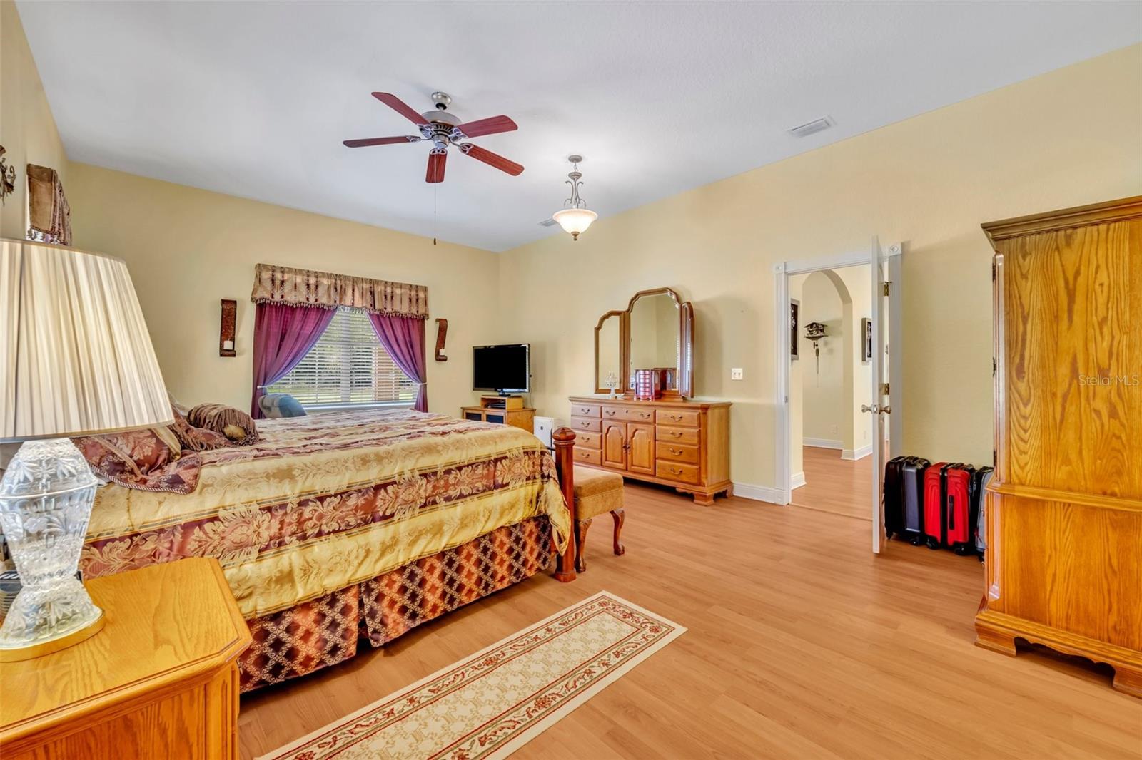 ROYAL TRAILS UNIT 01 - Residential