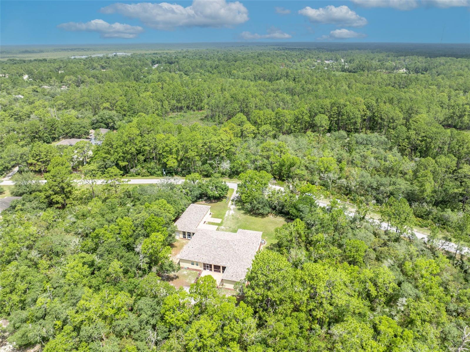 ROYAL TRAILS UNIT 01 - Residential