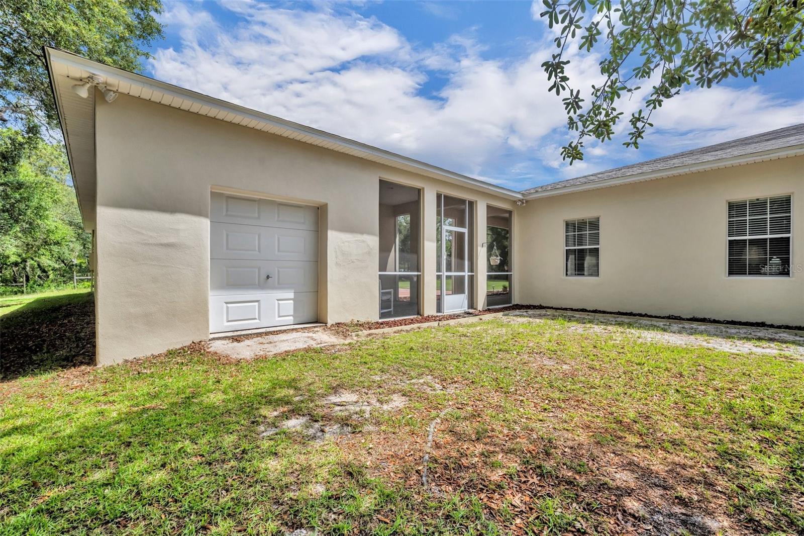 ROYAL TRAILS UNIT 01 - Residential