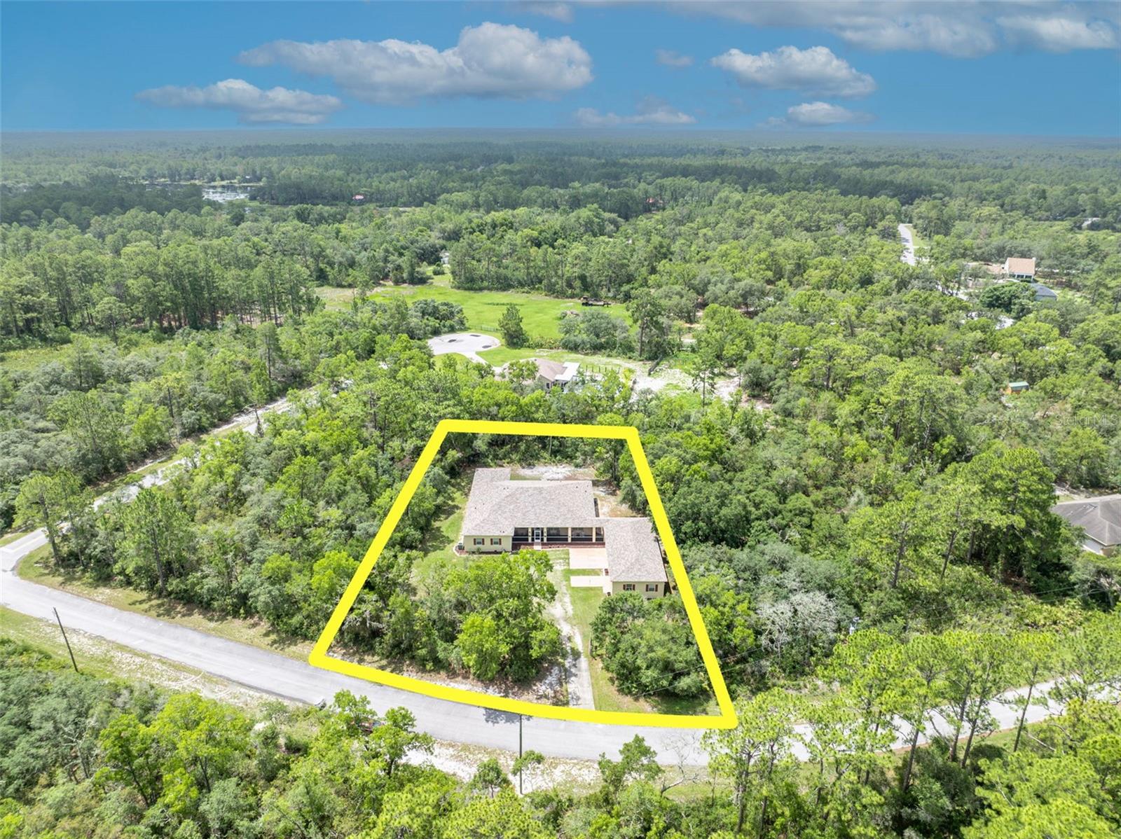 ROYAL TRAILS UNIT 01 - Residential